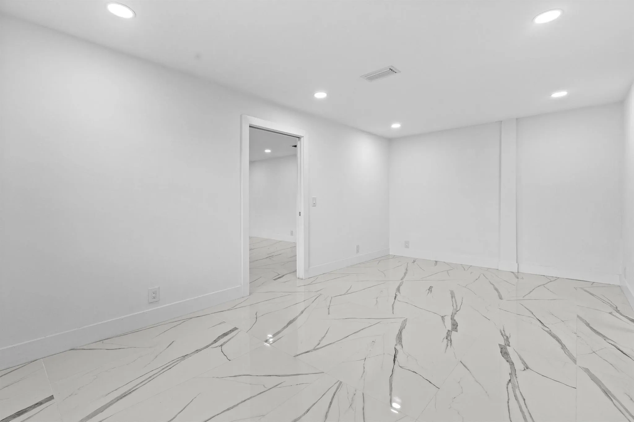 1651 W 35th Street