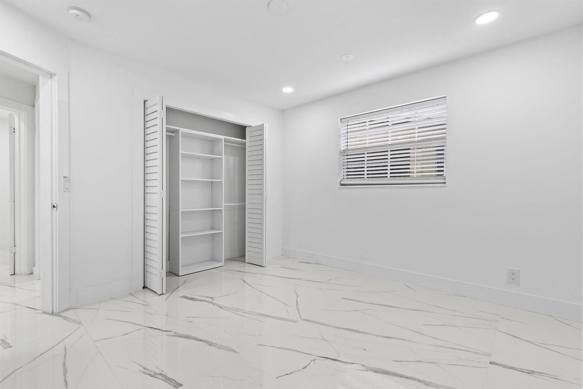 1651 W 35th Street