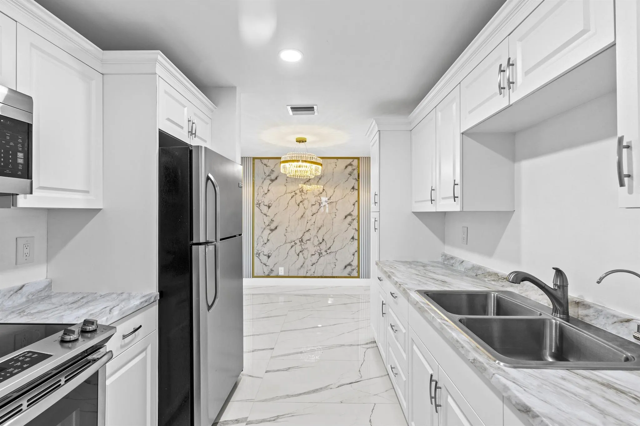 1651 W 35th Street