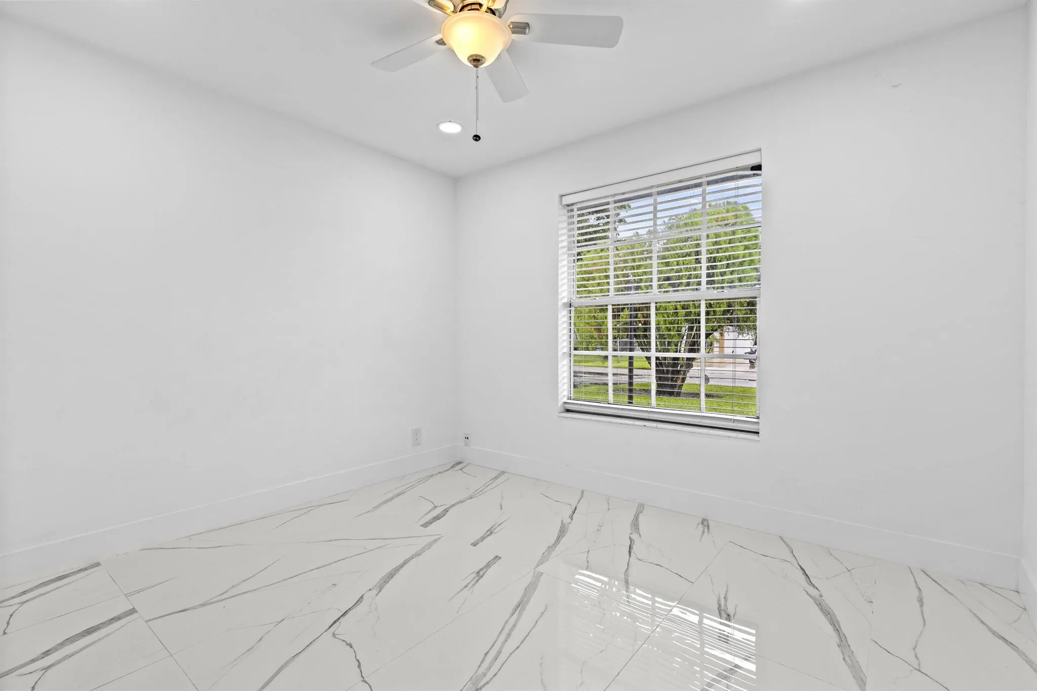 1651 W 35th Street