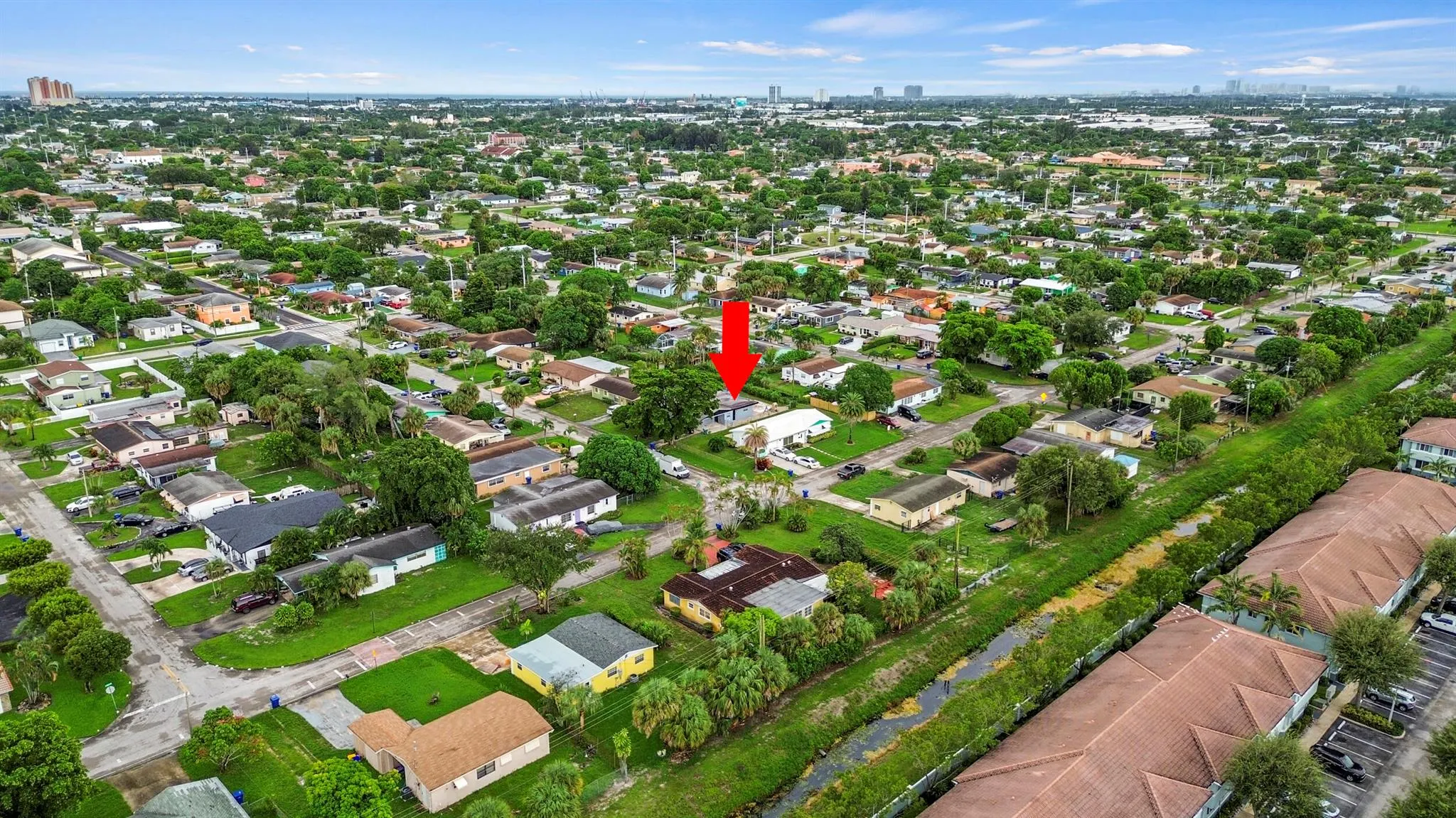 1651 W 35th Street