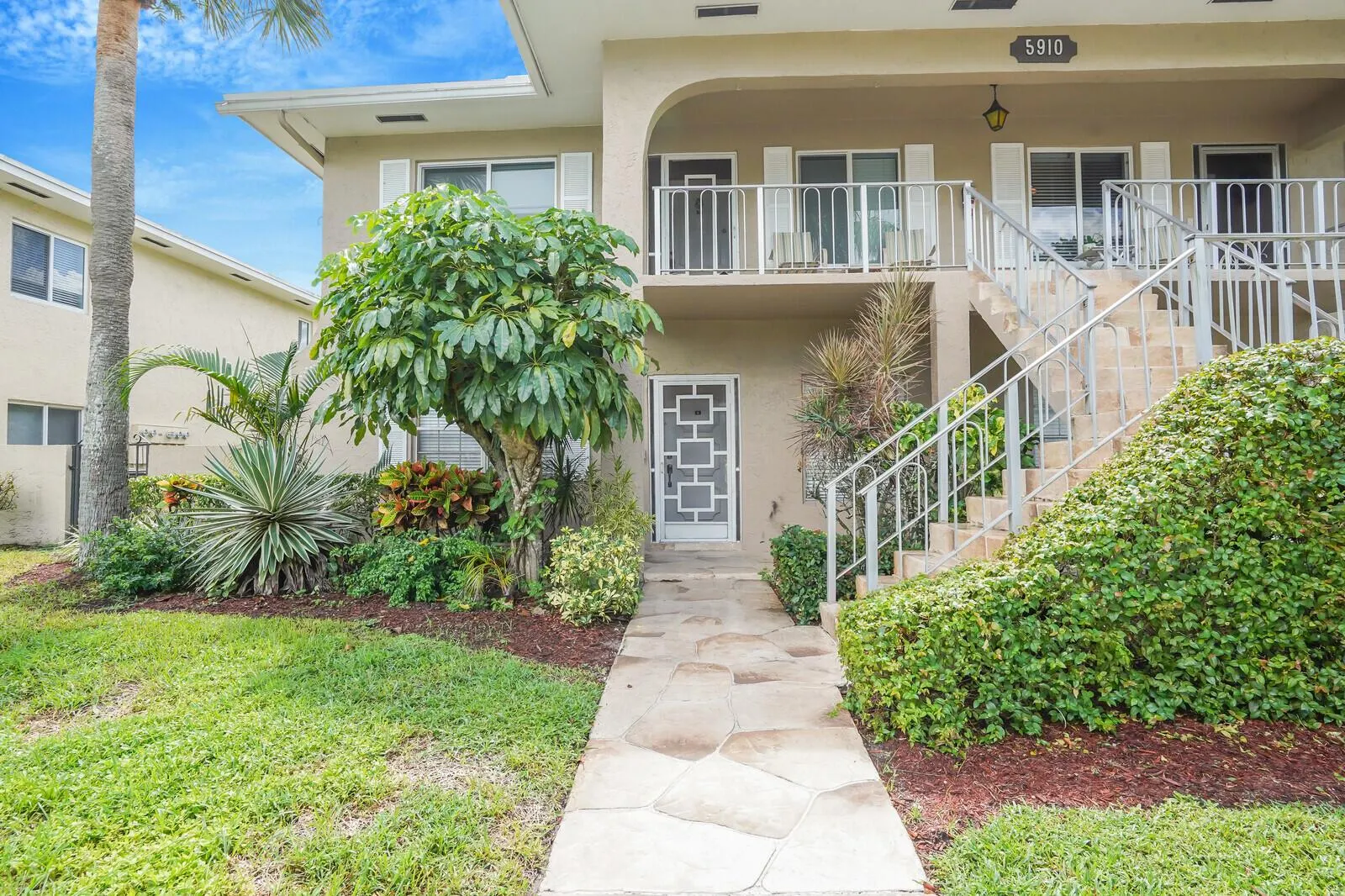 5910 Via Delray, #B