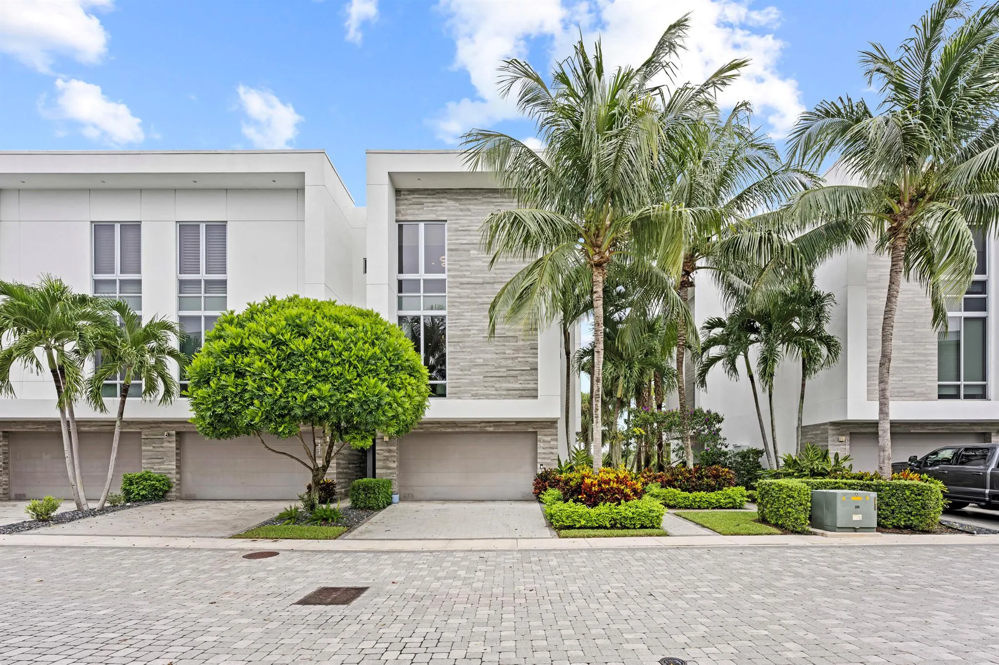 1811 NW 42nd Drive