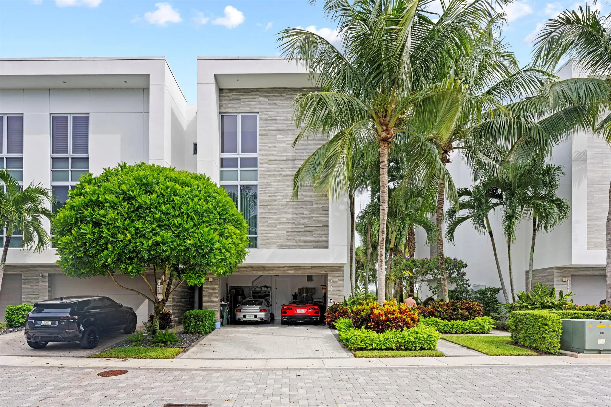 1811 NW 42nd Drive