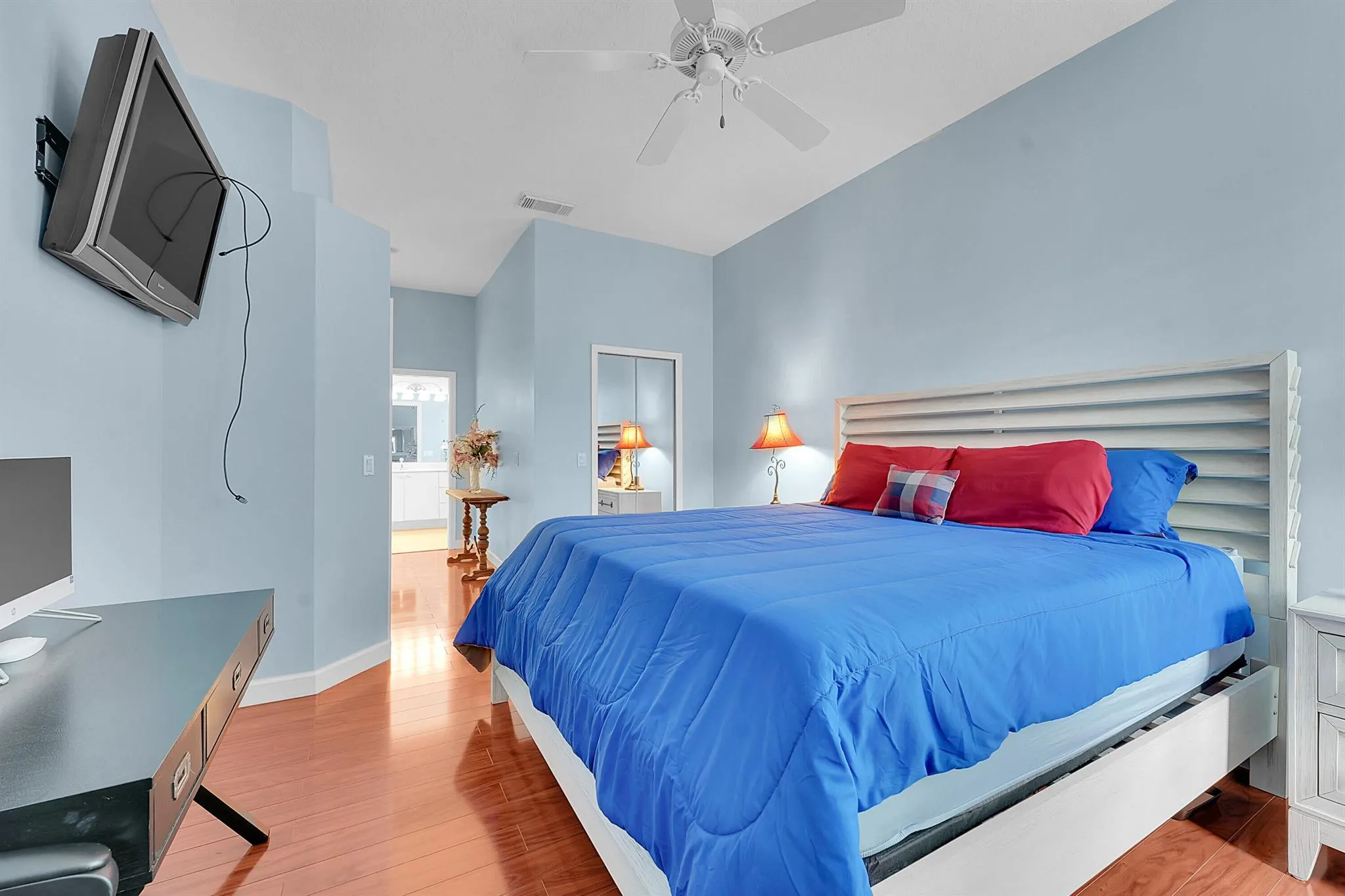 627 SW Saint Thomas Cove