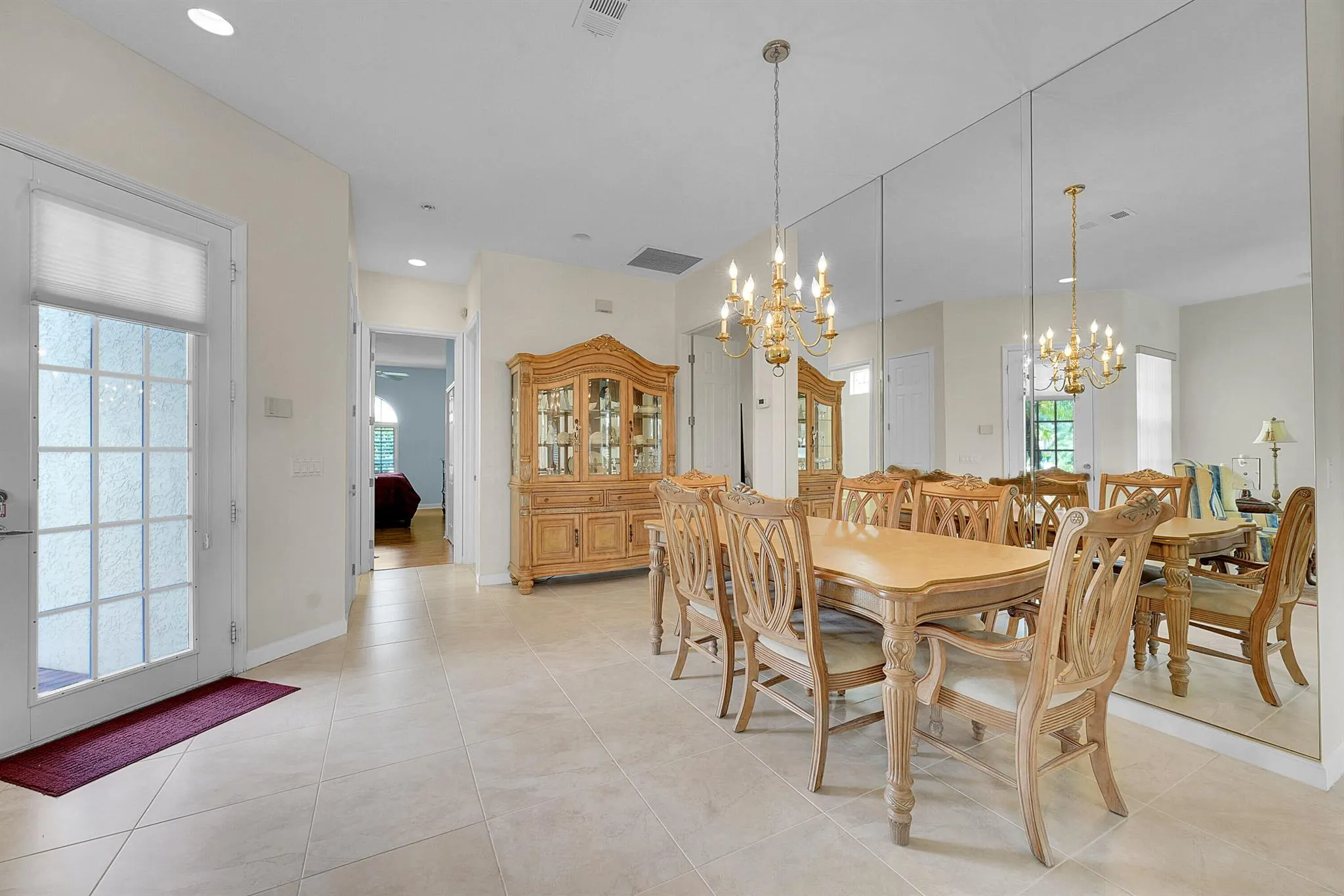 627 SW Saint Thomas Cove