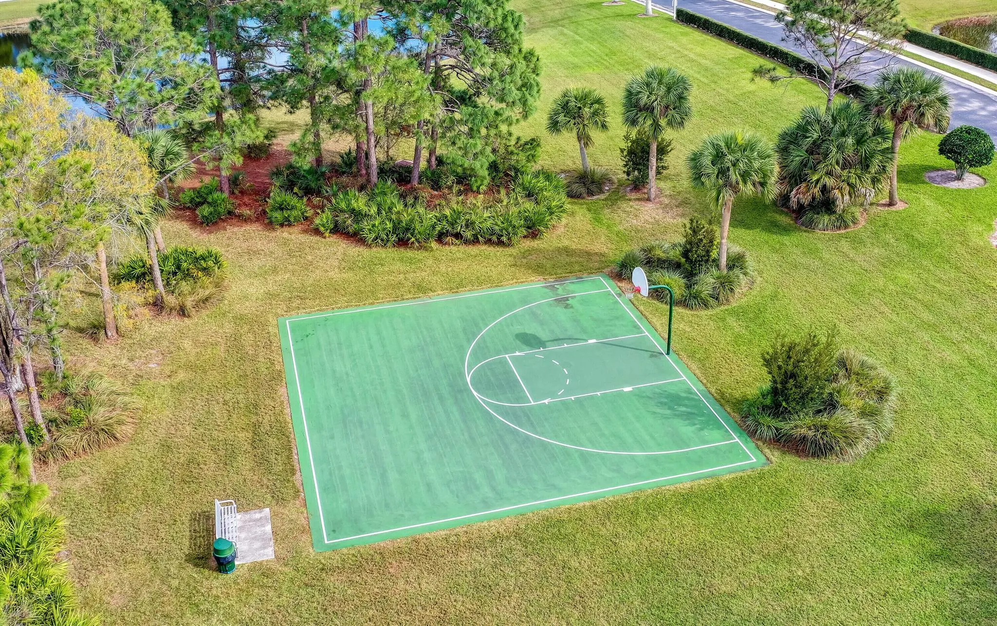 627 SW Saint Thomas Cove