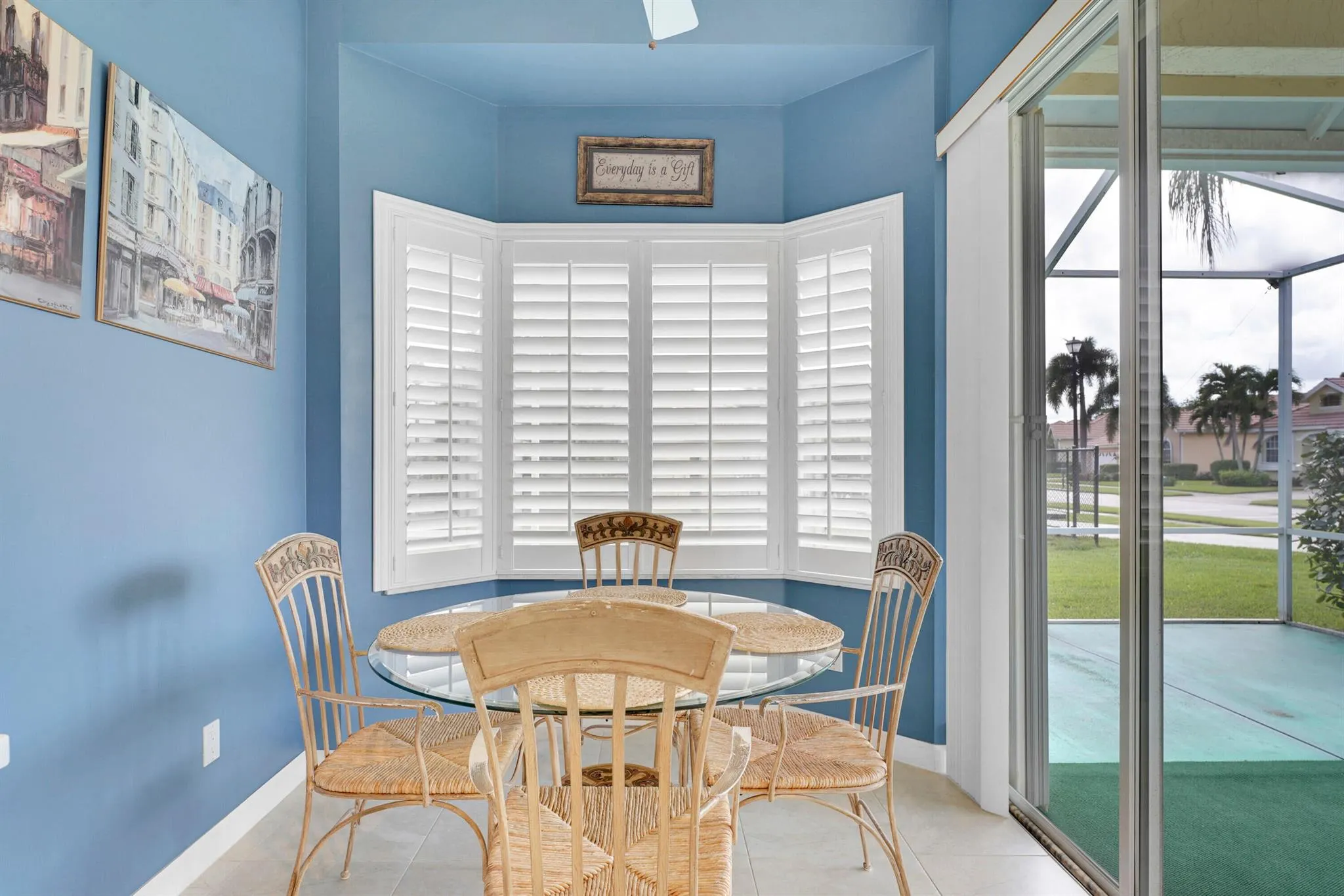 627 SW Saint Thomas Cove