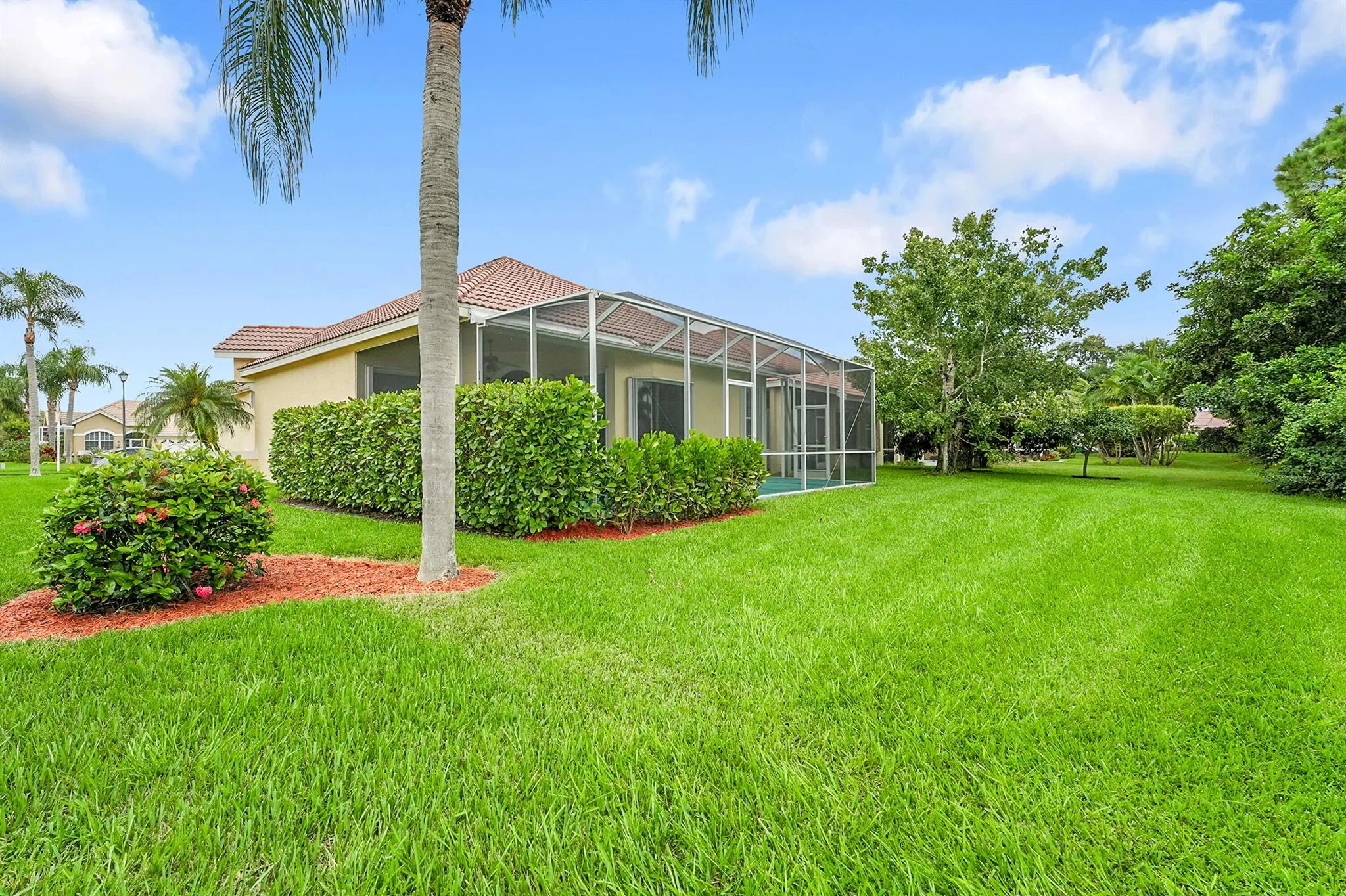 627 SW Saint Thomas Cove