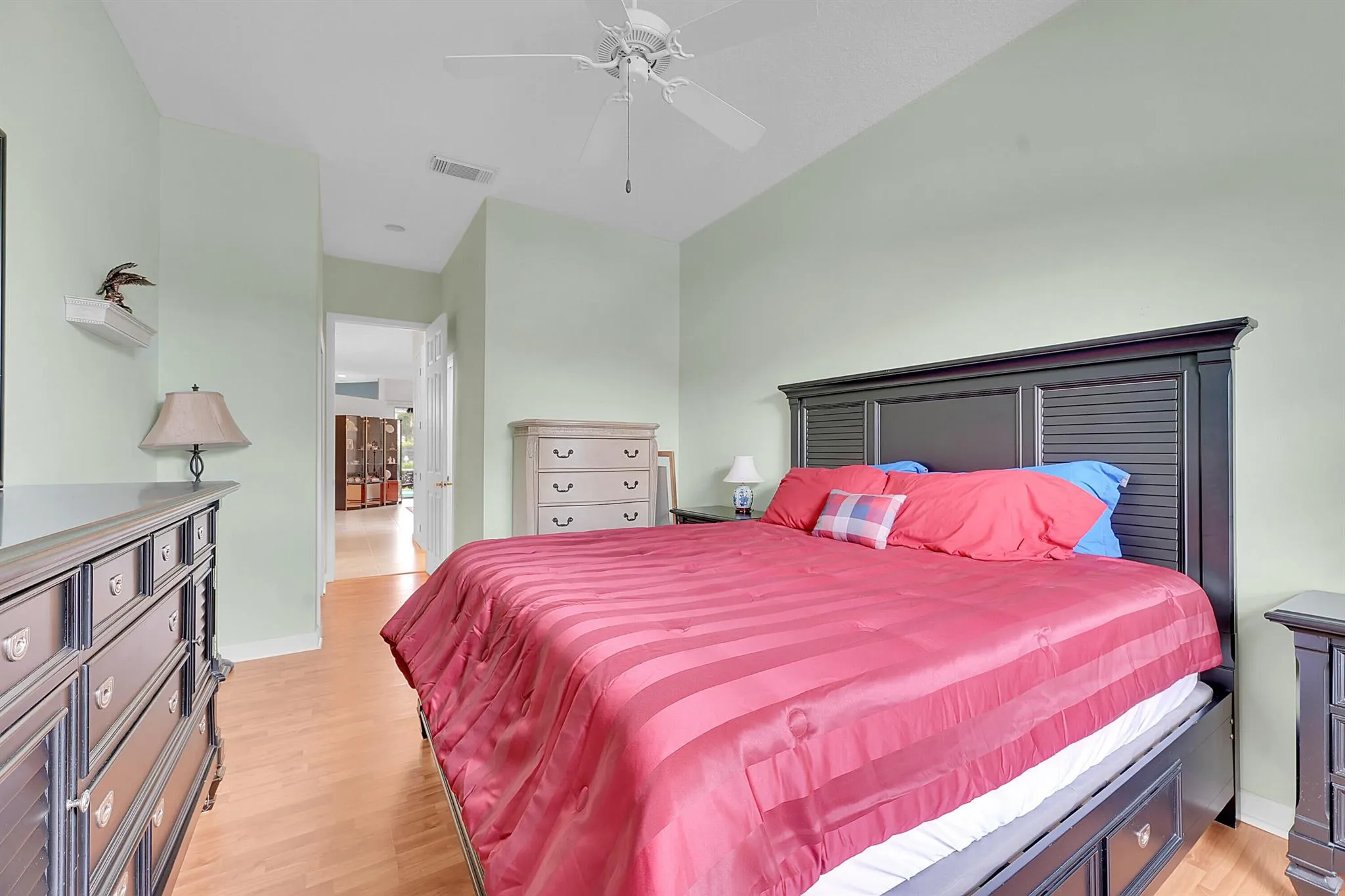 627 SW Saint Thomas Cove