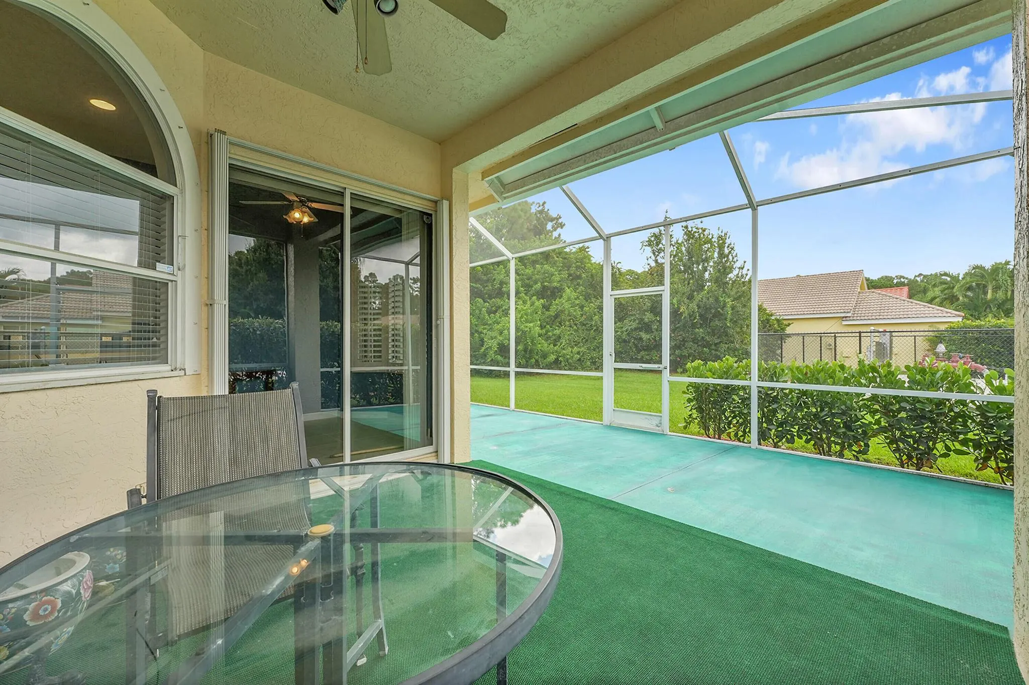 627 SW Saint Thomas Cove