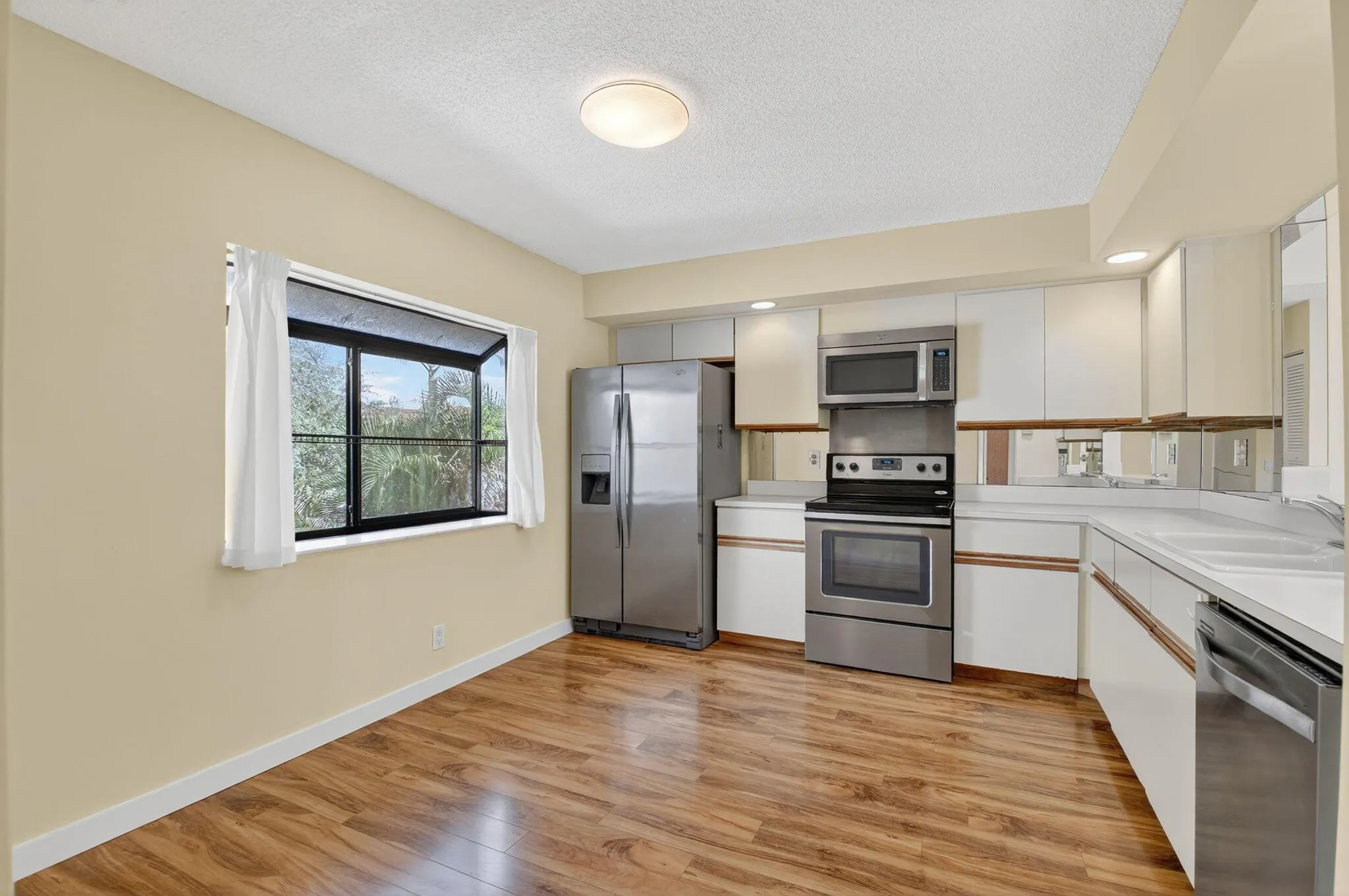 7736 La Mirada Drive, #7736