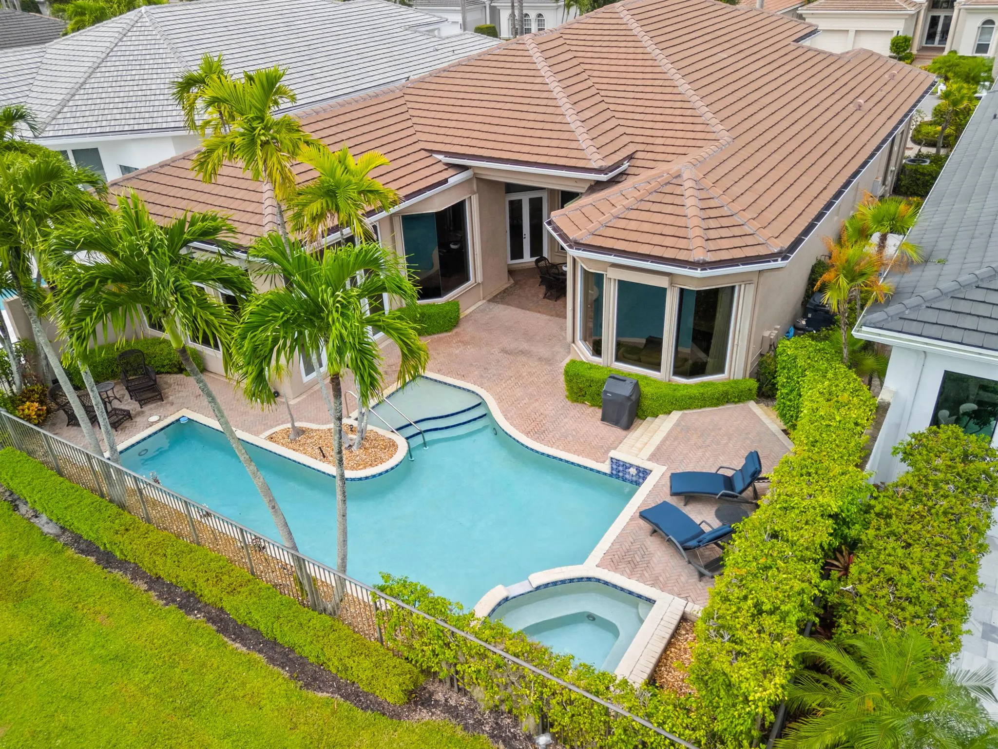 7636 Bella Verde Way
