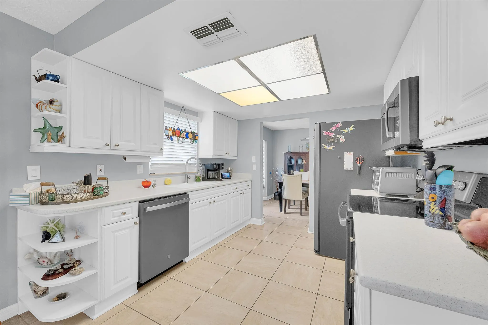 211 Brentwood Drive N