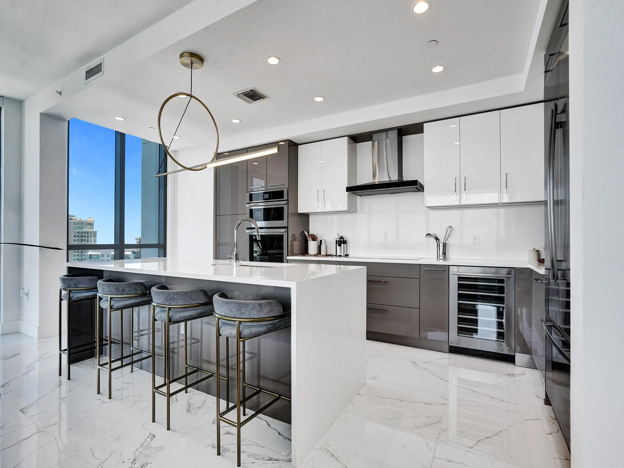 100 E Las Olas Boulevard, #3301