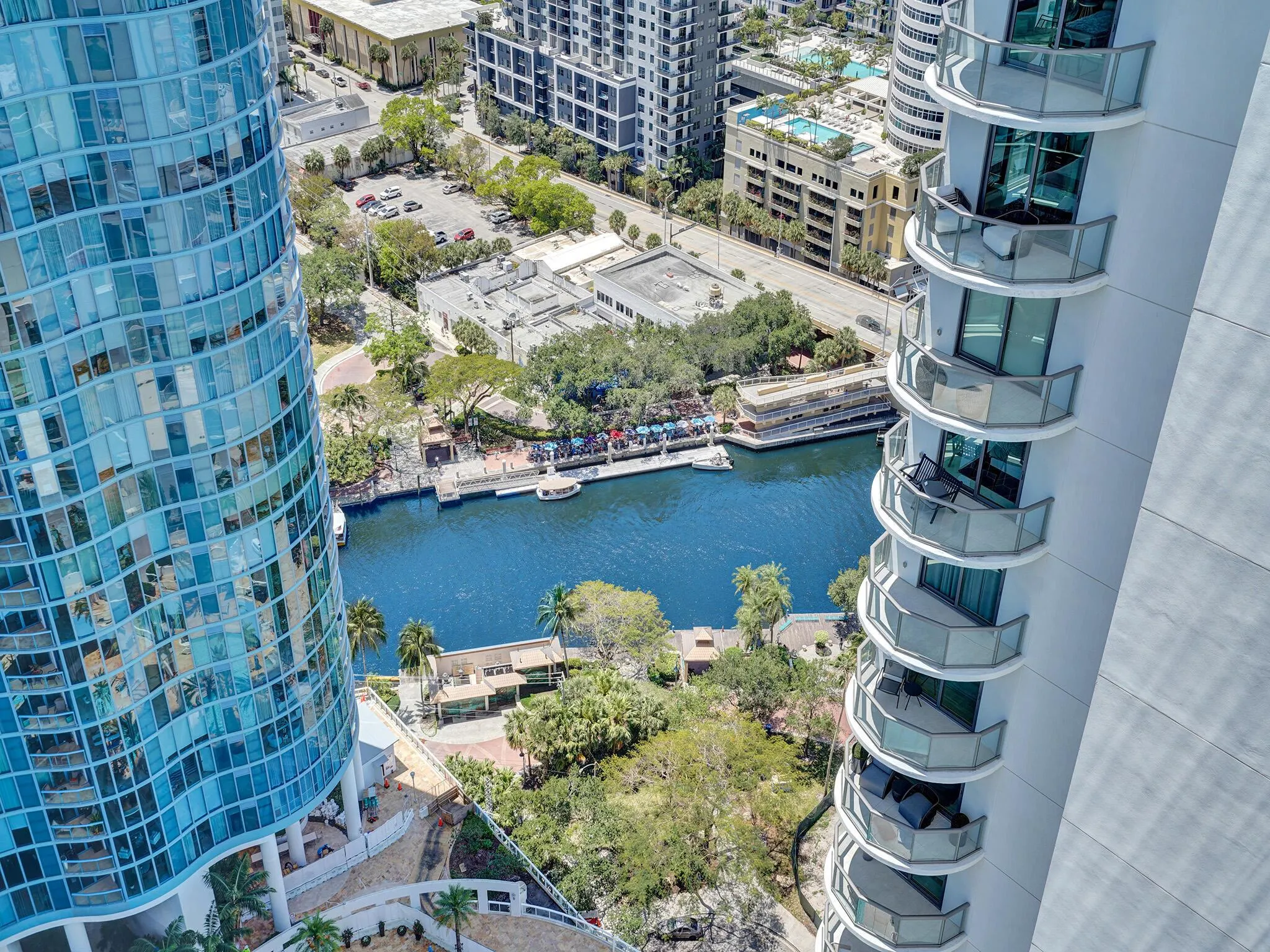 100 E Las Olas Boulevard, #3301