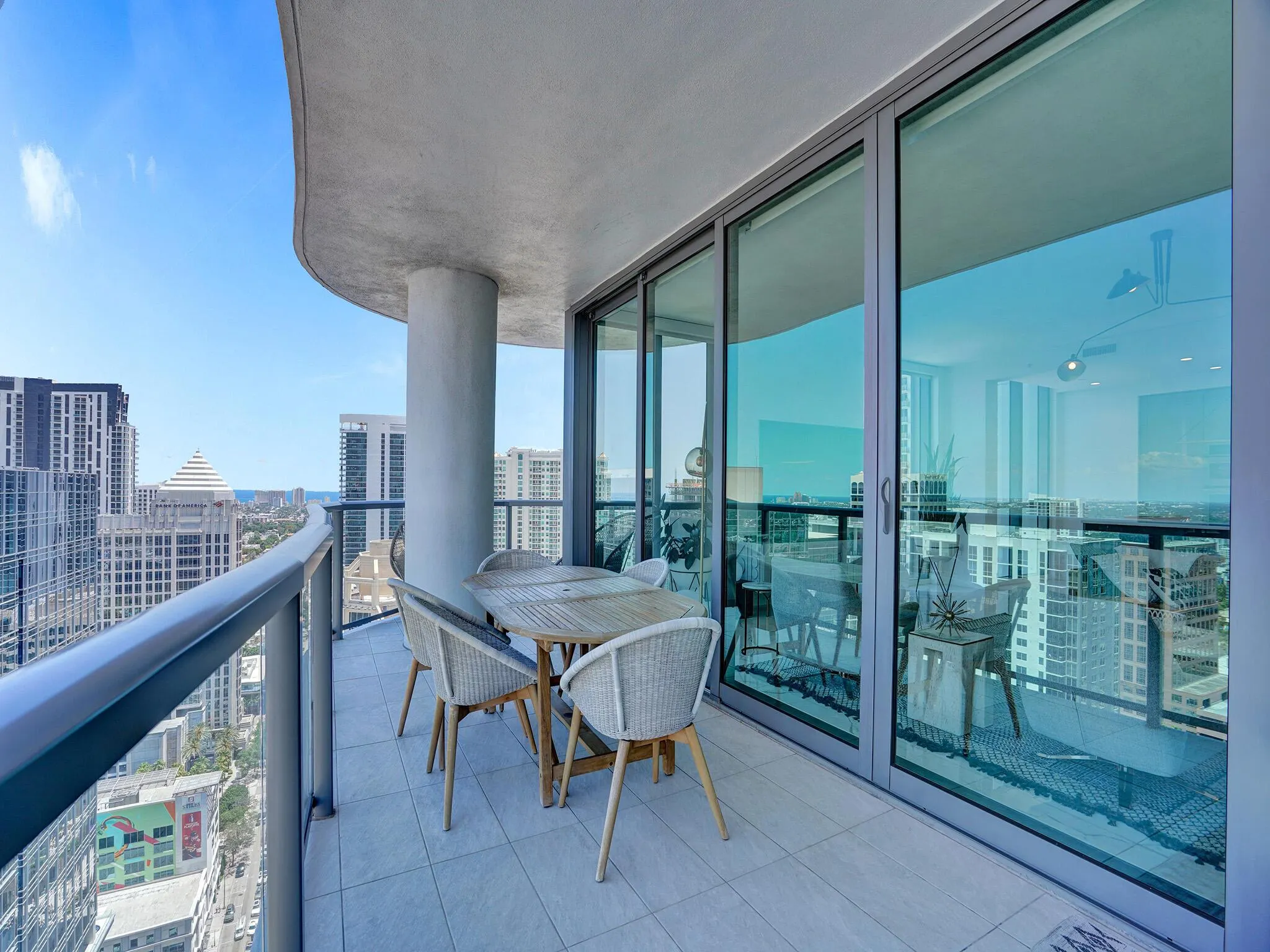 100 E Las Olas Boulevard, #3301