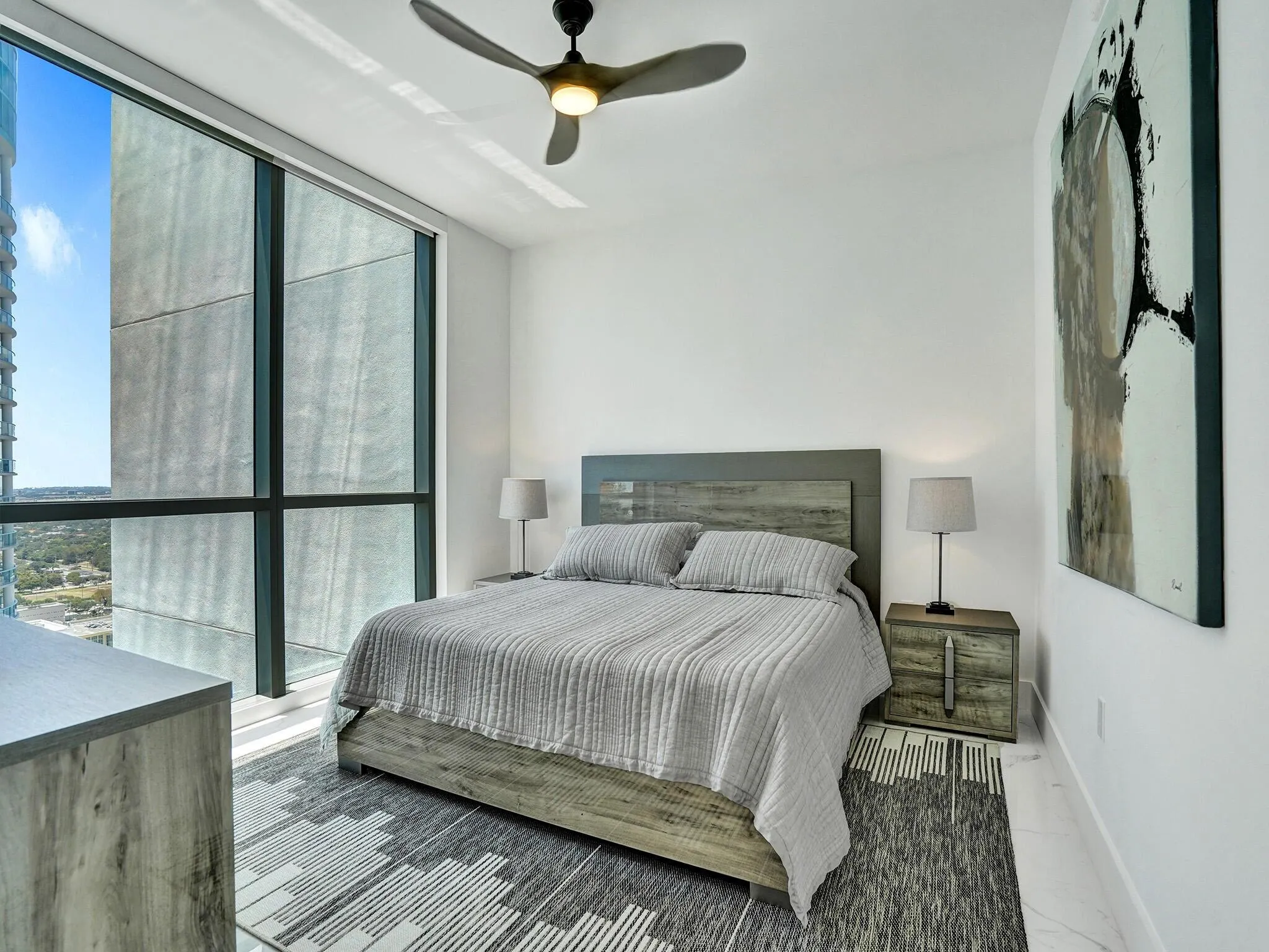 100 E Las Olas Boulevard, #3301