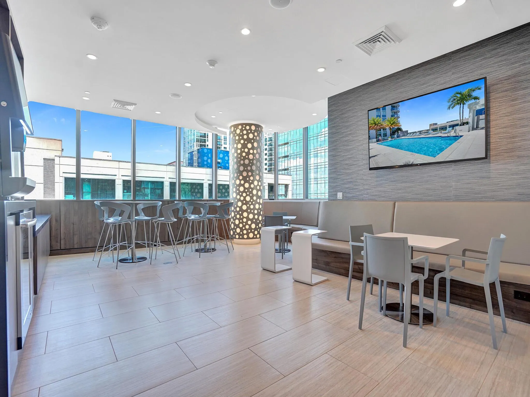 100 E Las Olas Boulevard, #3301