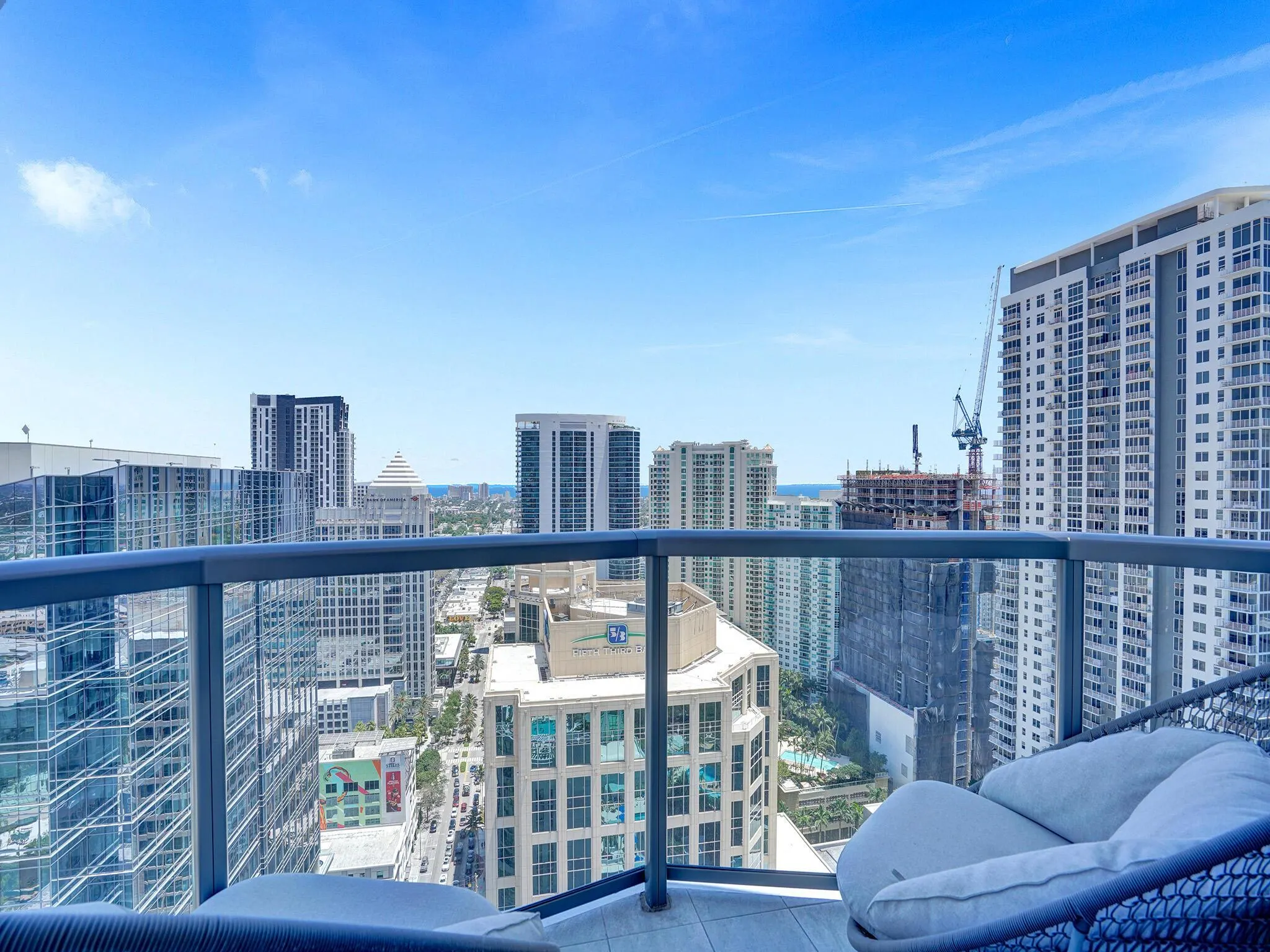 100 E Las Olas Boulevard, #3301