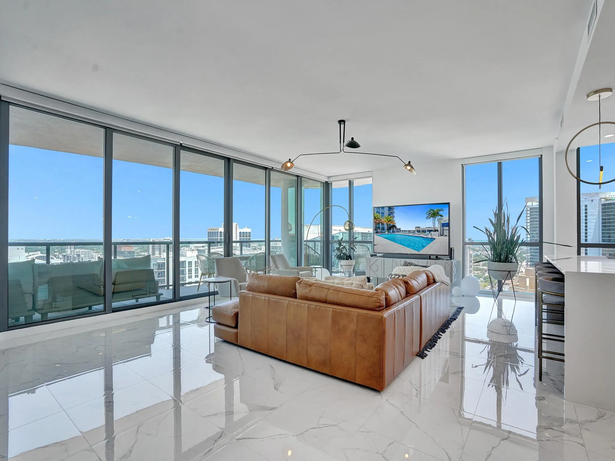 100 E Las Olas Boulevard, #3301