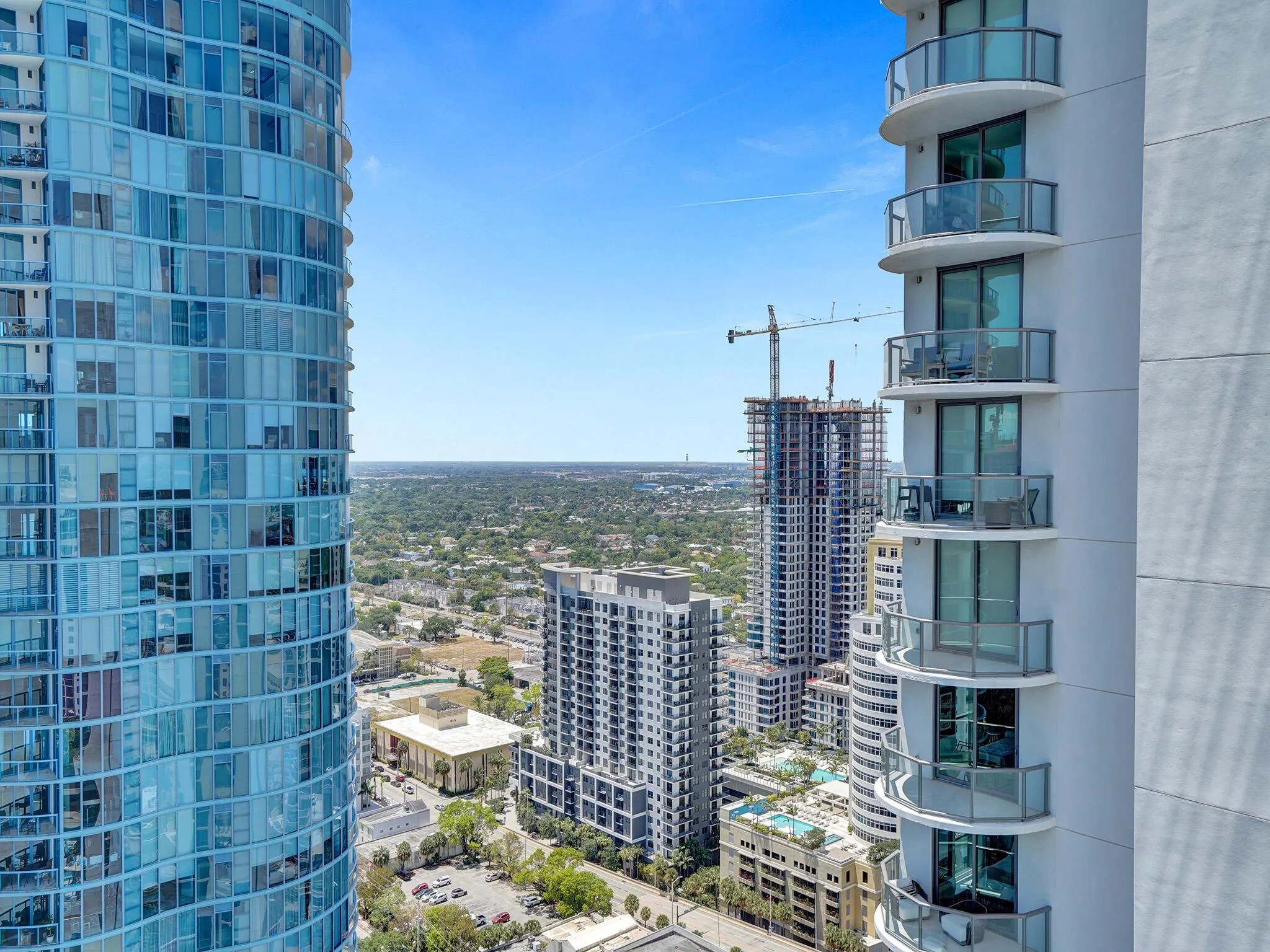 100 E Las Olas Boulevard, #3301