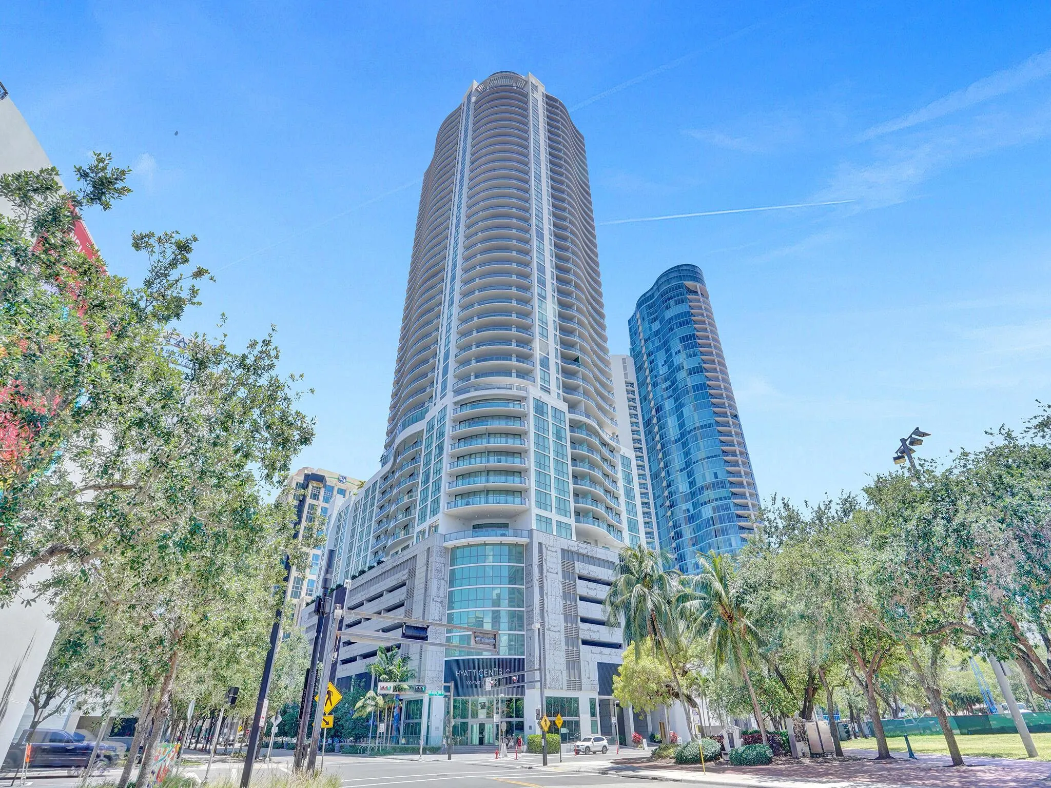 100 E Las Olas Boulevard, #3301