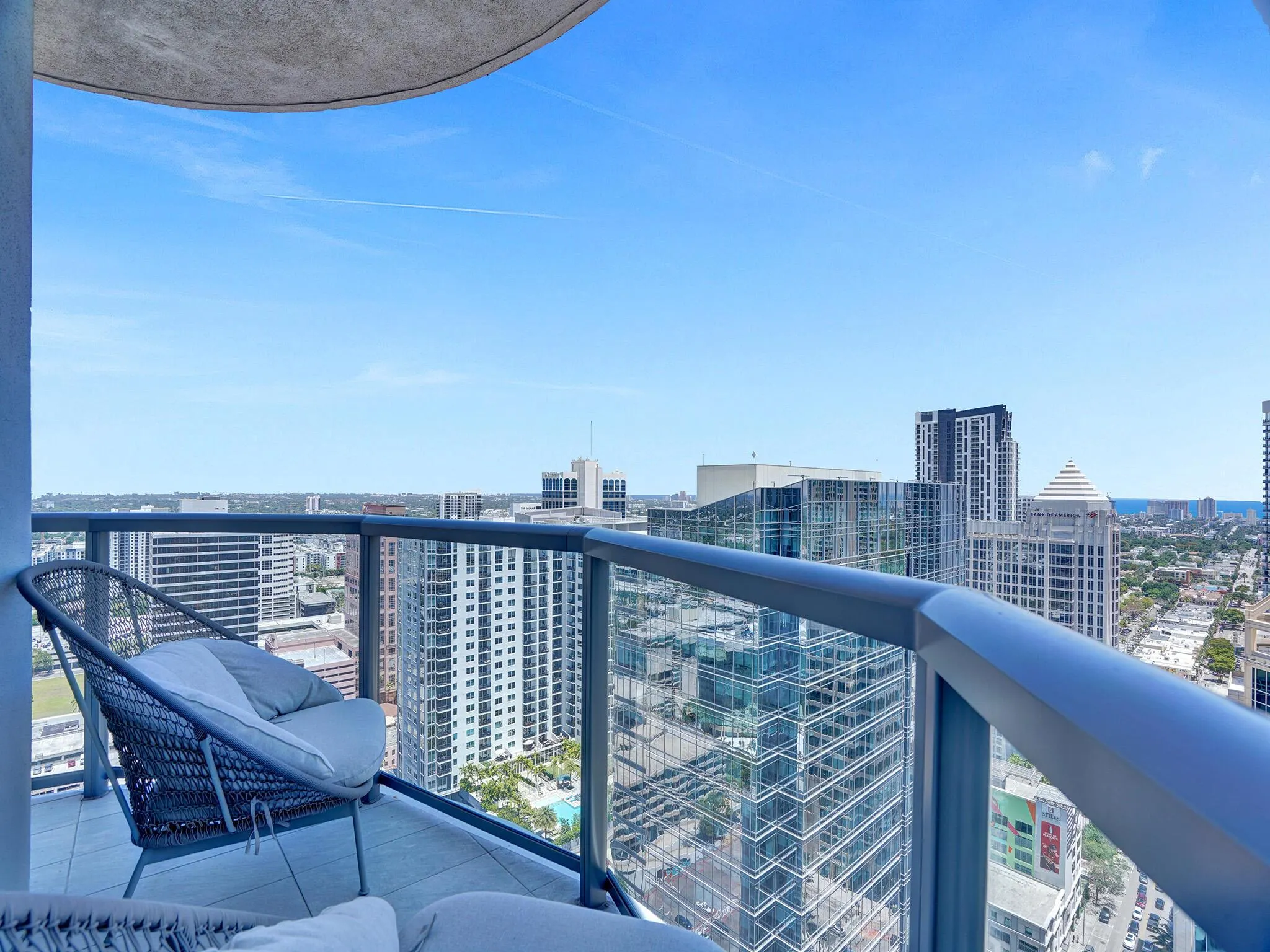 100 E Las Olas Boulevard, #3301