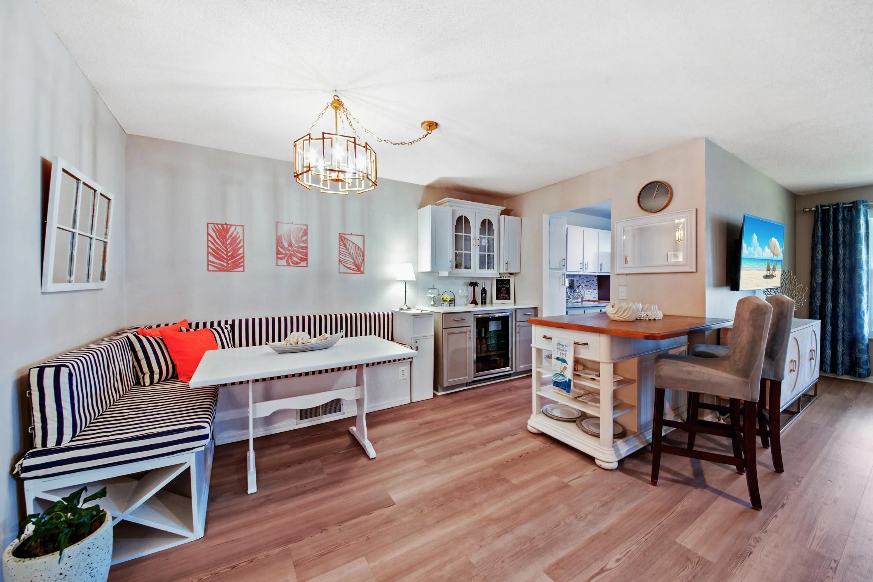 220 South Boulevard, #Unit B