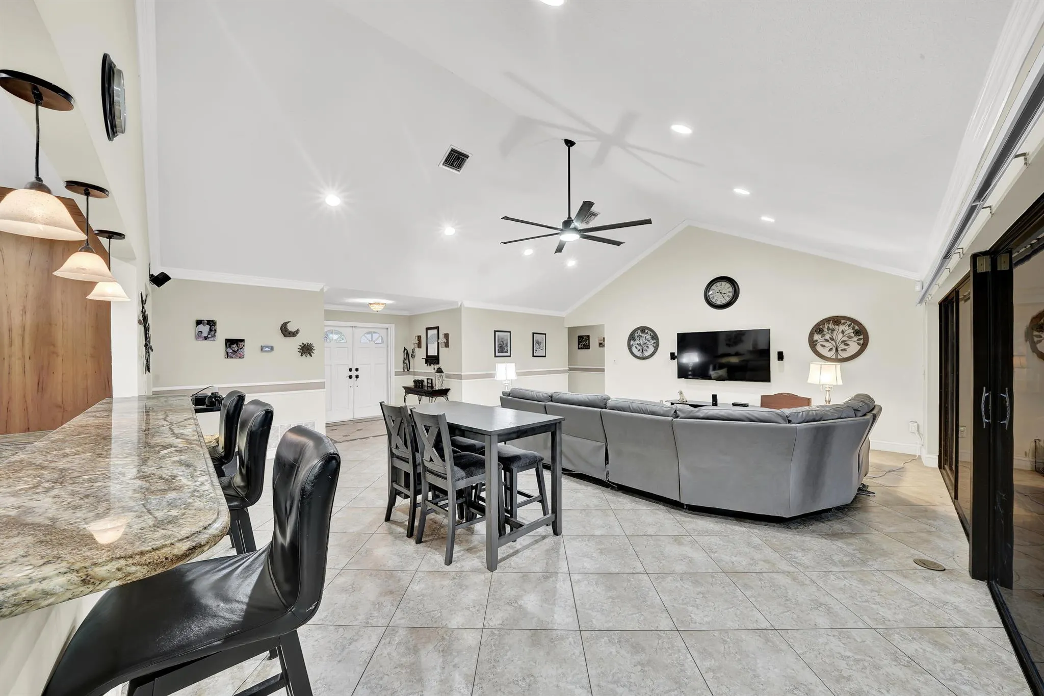 8633 Vista Del Boca Drive