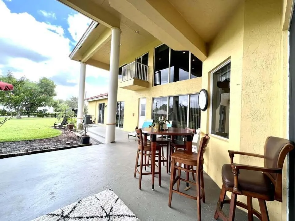 14983 Draft Horse Lane