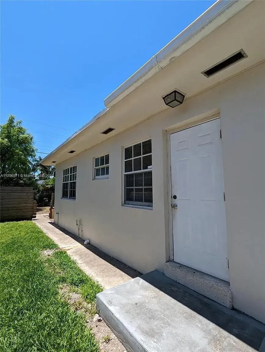 1512 NE 109th Street, #1512
