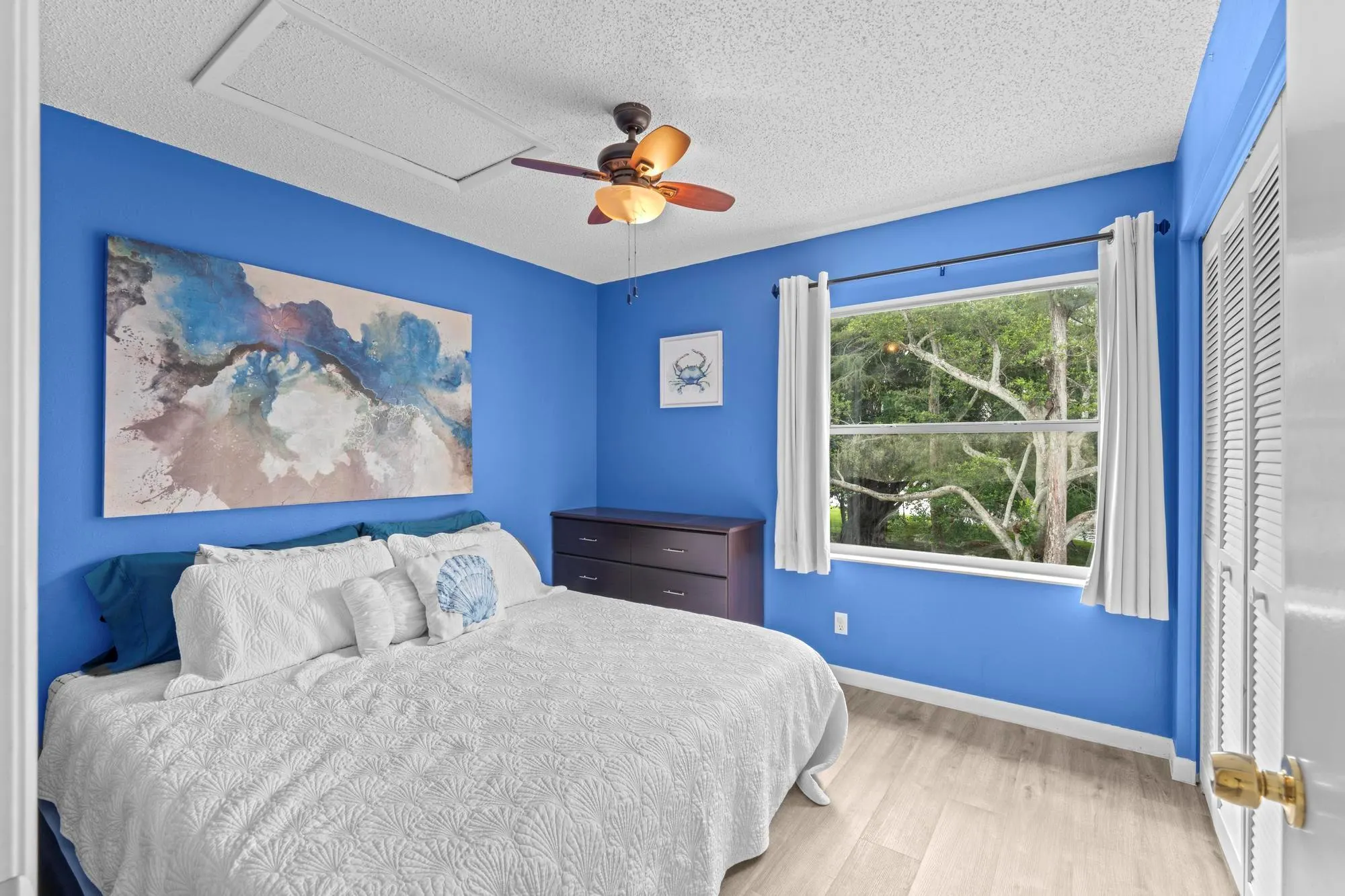 1497 S Club Drive