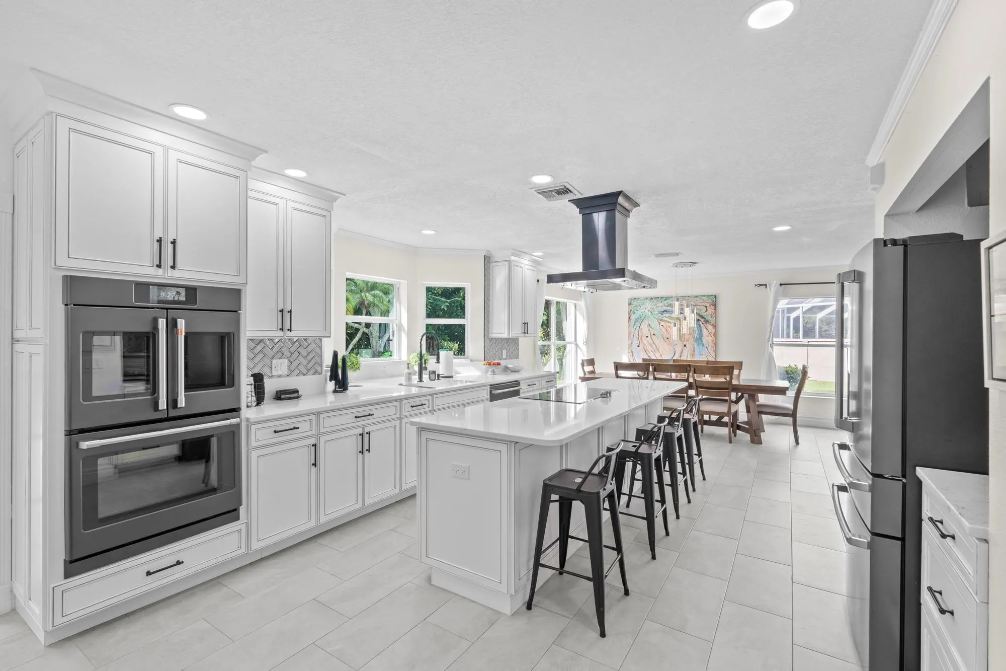 1497 S Club Drive