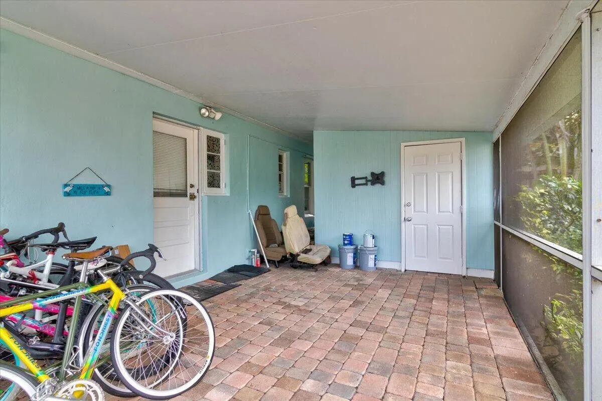 866 SW 29th Terrace, #Main House