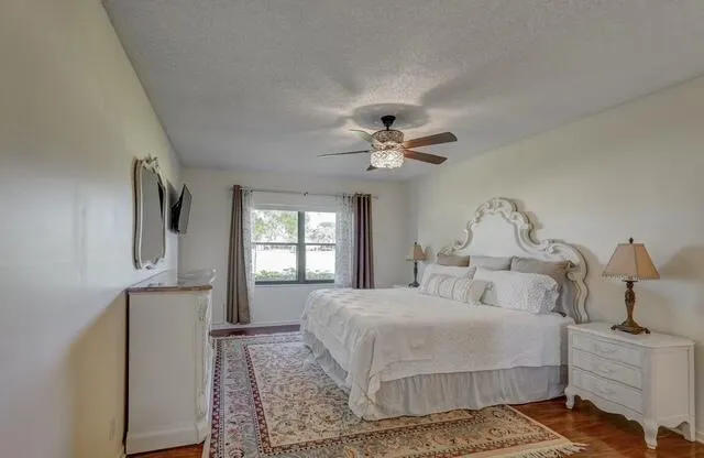 16914 Waterbend Drive, #167