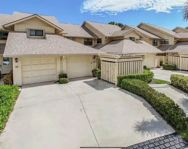 16914 Waterbend Drive, #167