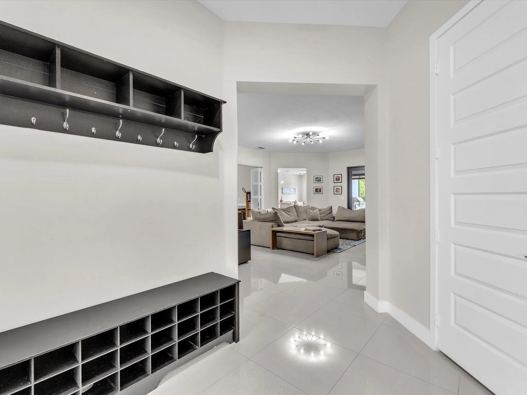 10945 Moore Drive