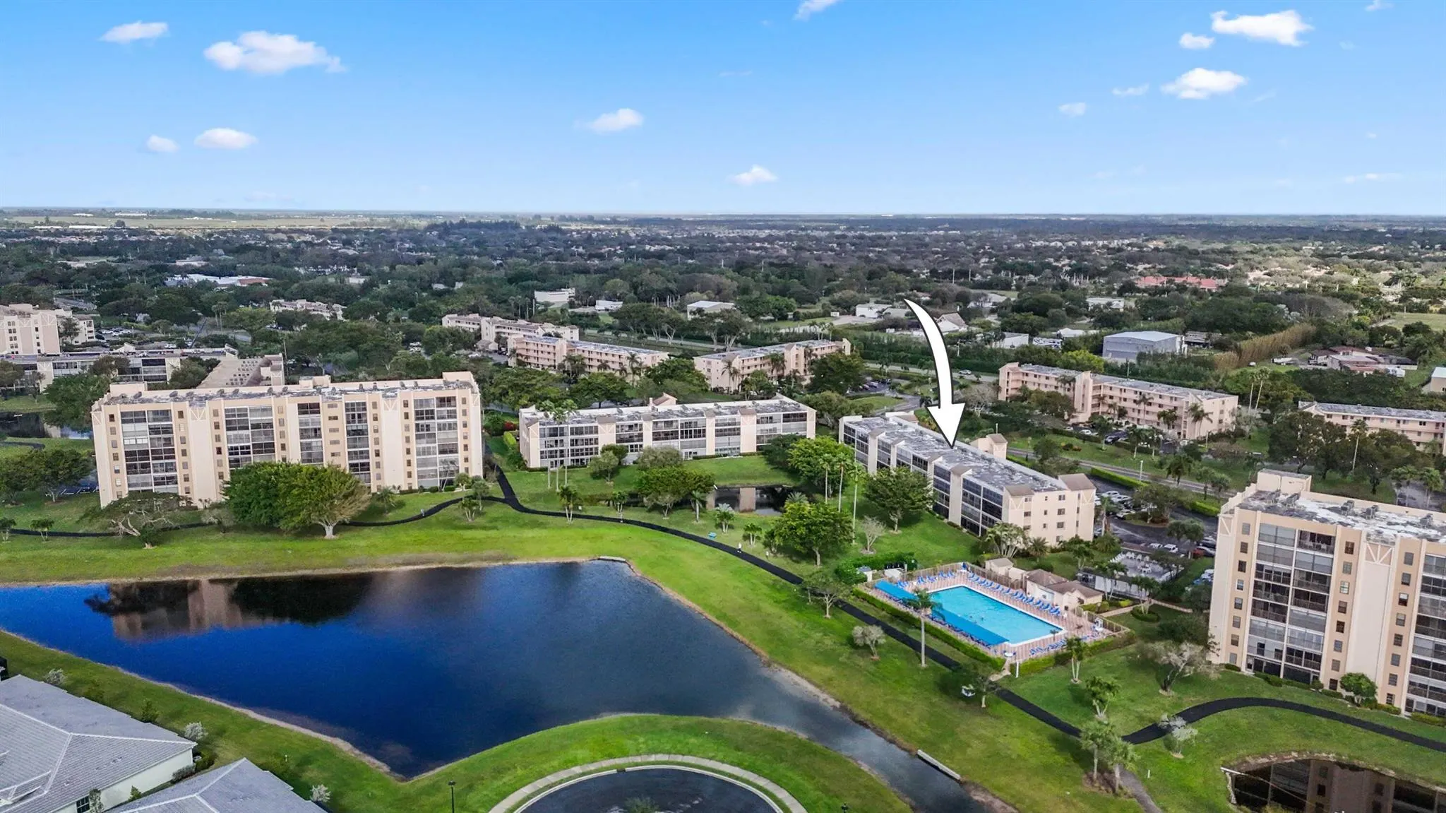 6936 Huntington Lane, #302