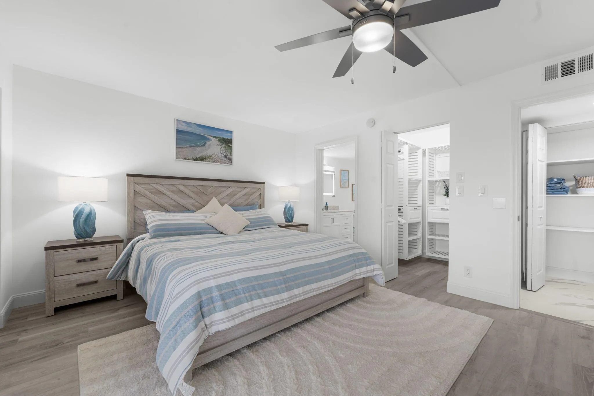 6936 Huntington Lane, #302