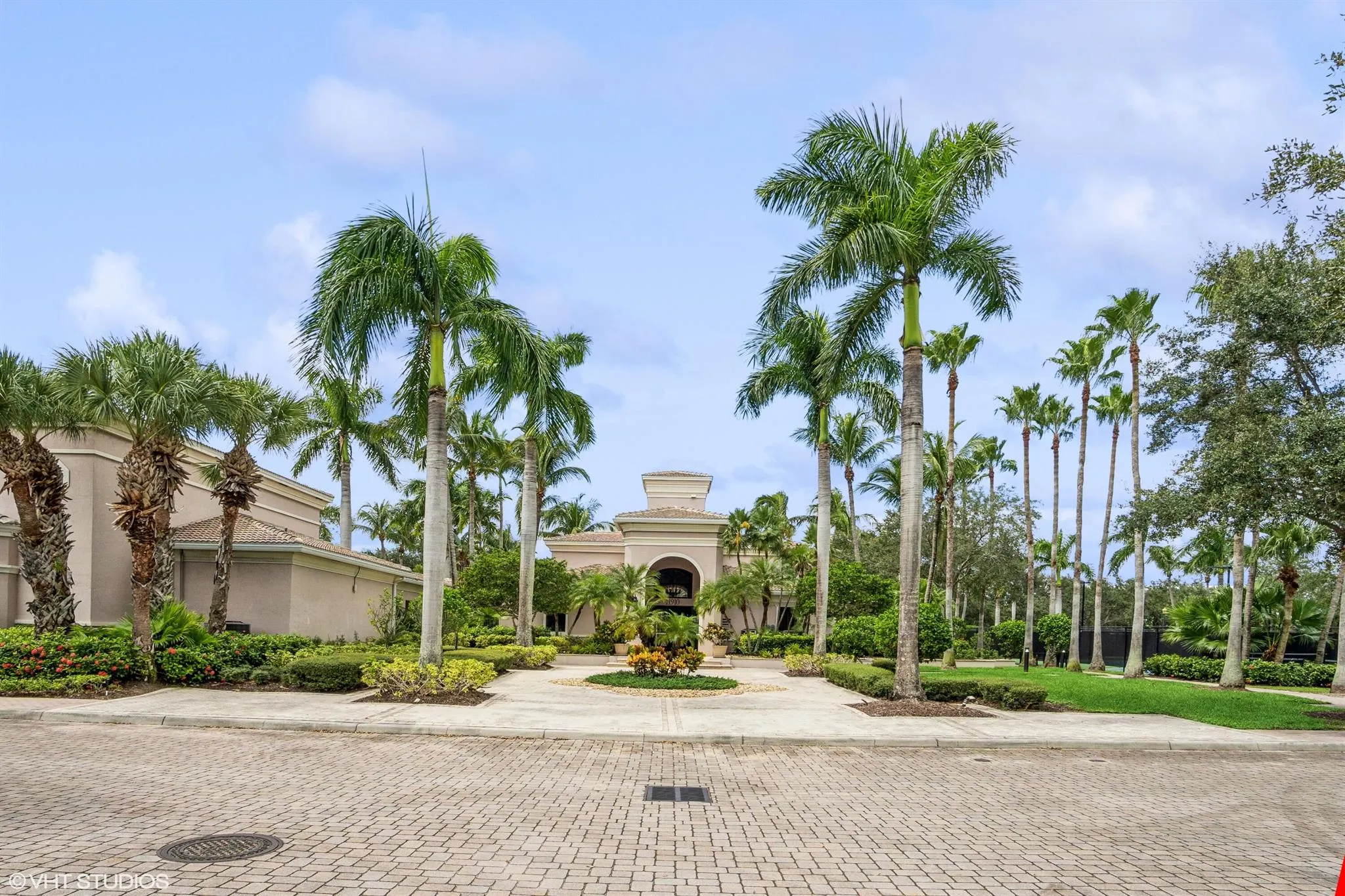 2725 Anzio Court, #102