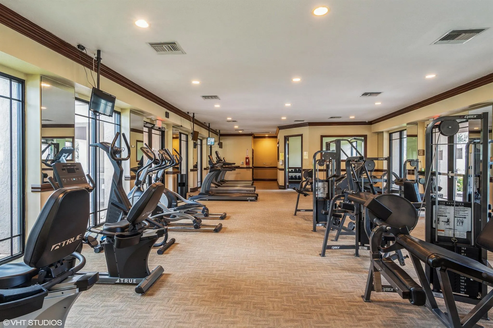 2725 Anzio Court, #102