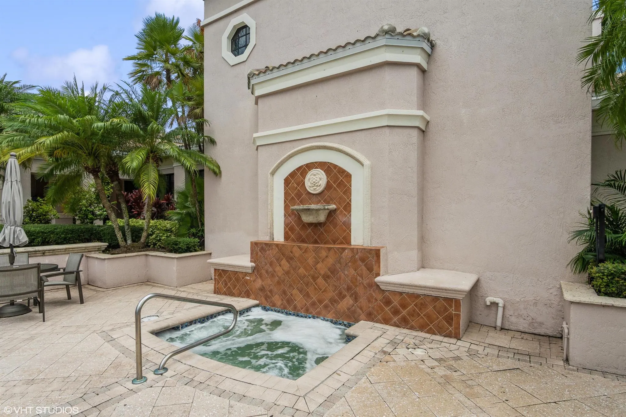 2725 Anzio Court, #102