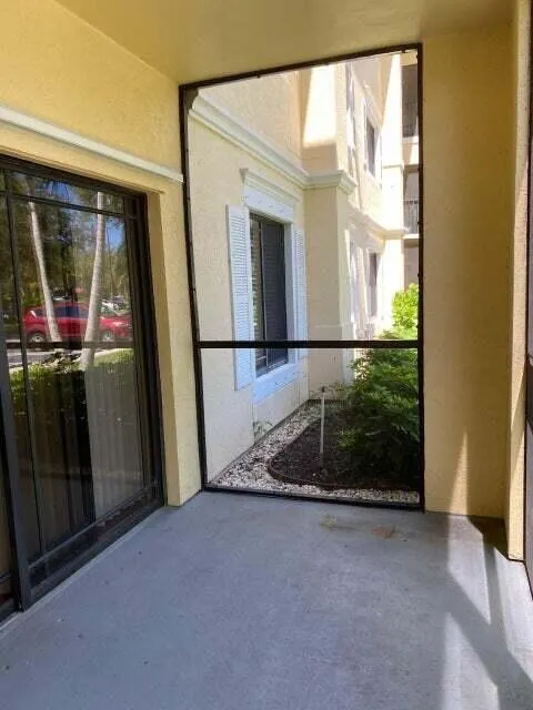2725 Anzio Court, #102
