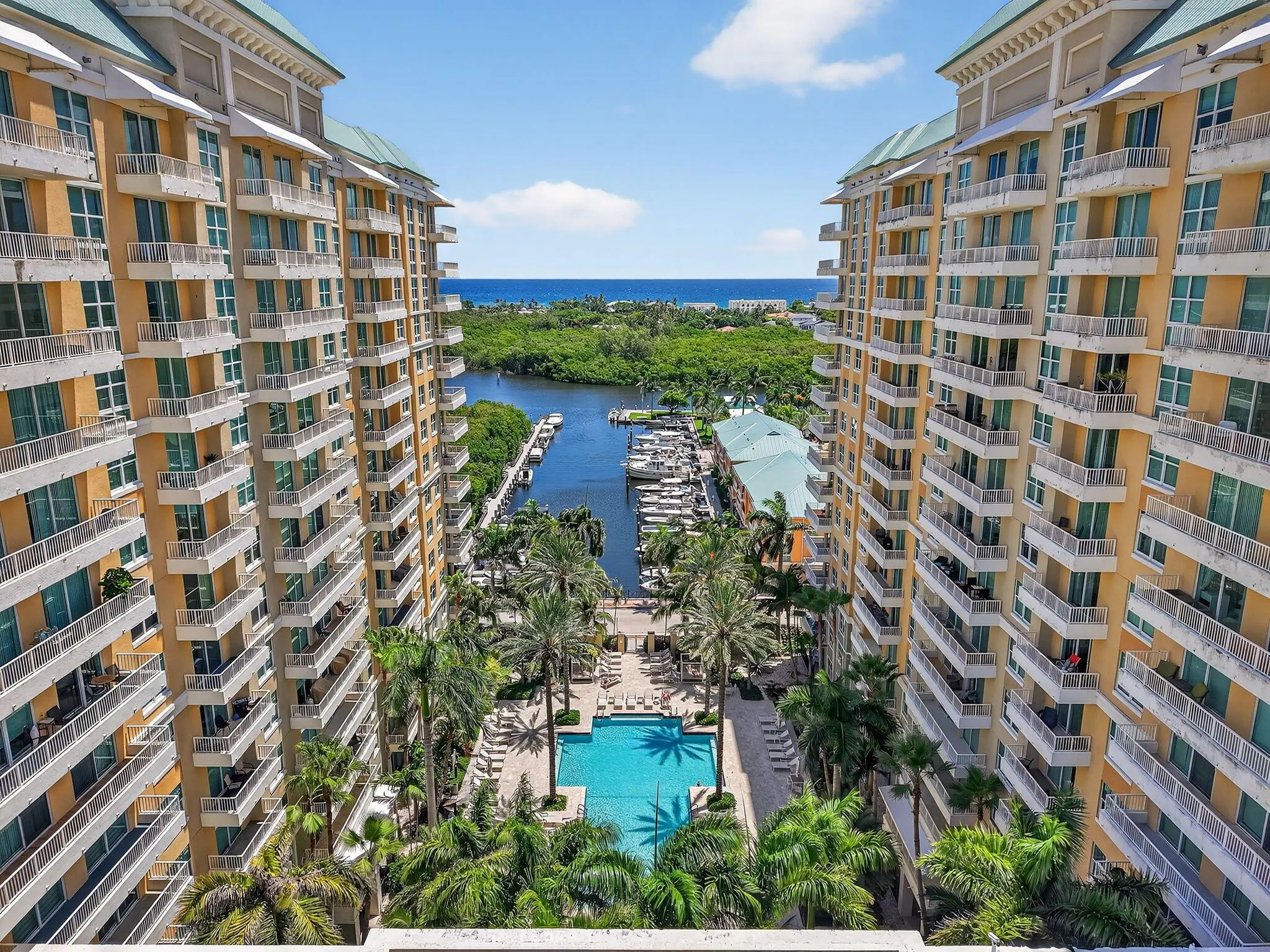 625 Casa Loma Boulevard, #306