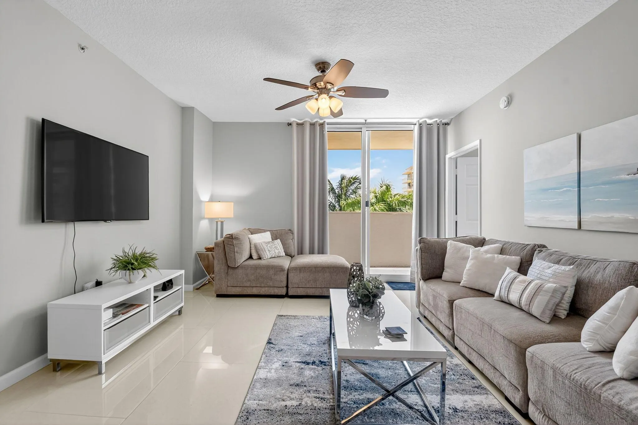 625 Casa Loma Boulevard, #306