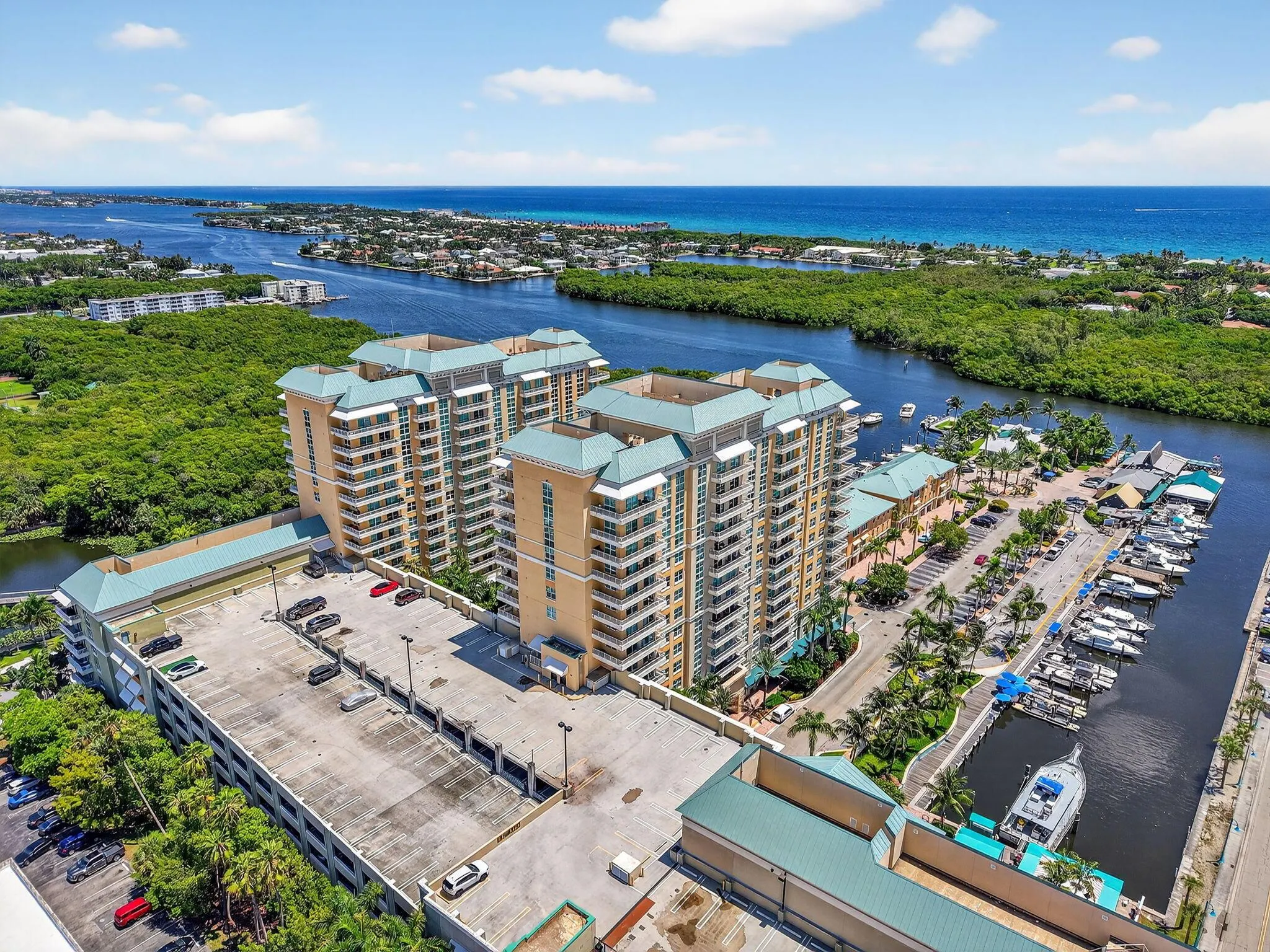 625 Casa Loma Boulevard, #306