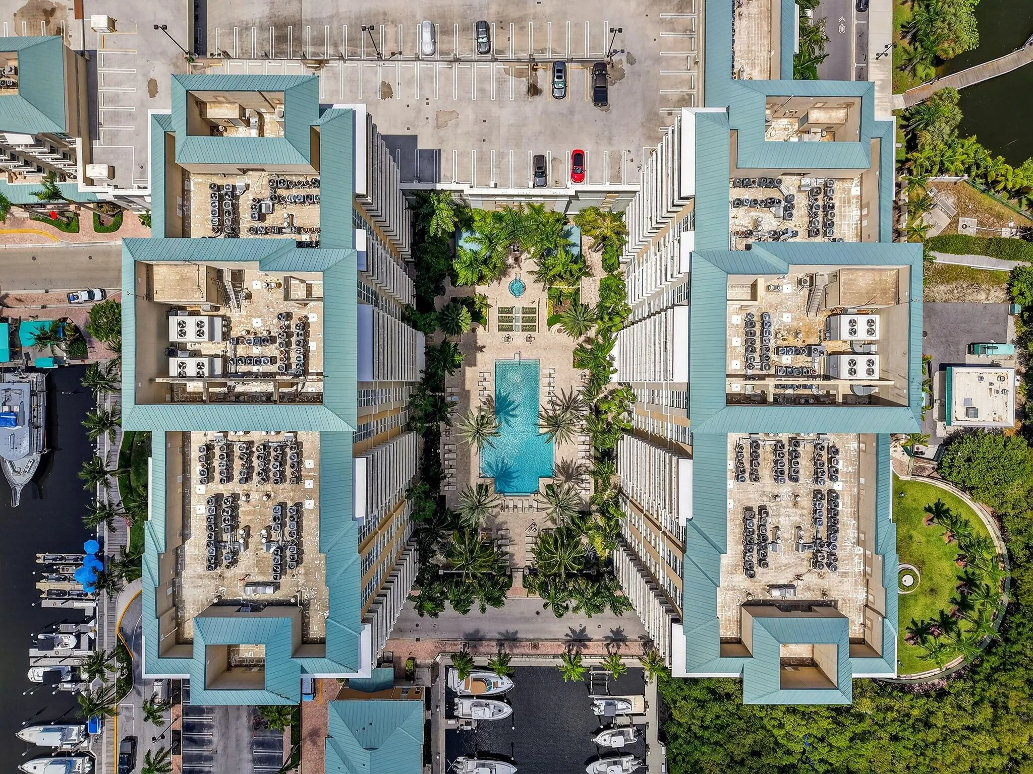 625 Casa Loma Boulevard, #306