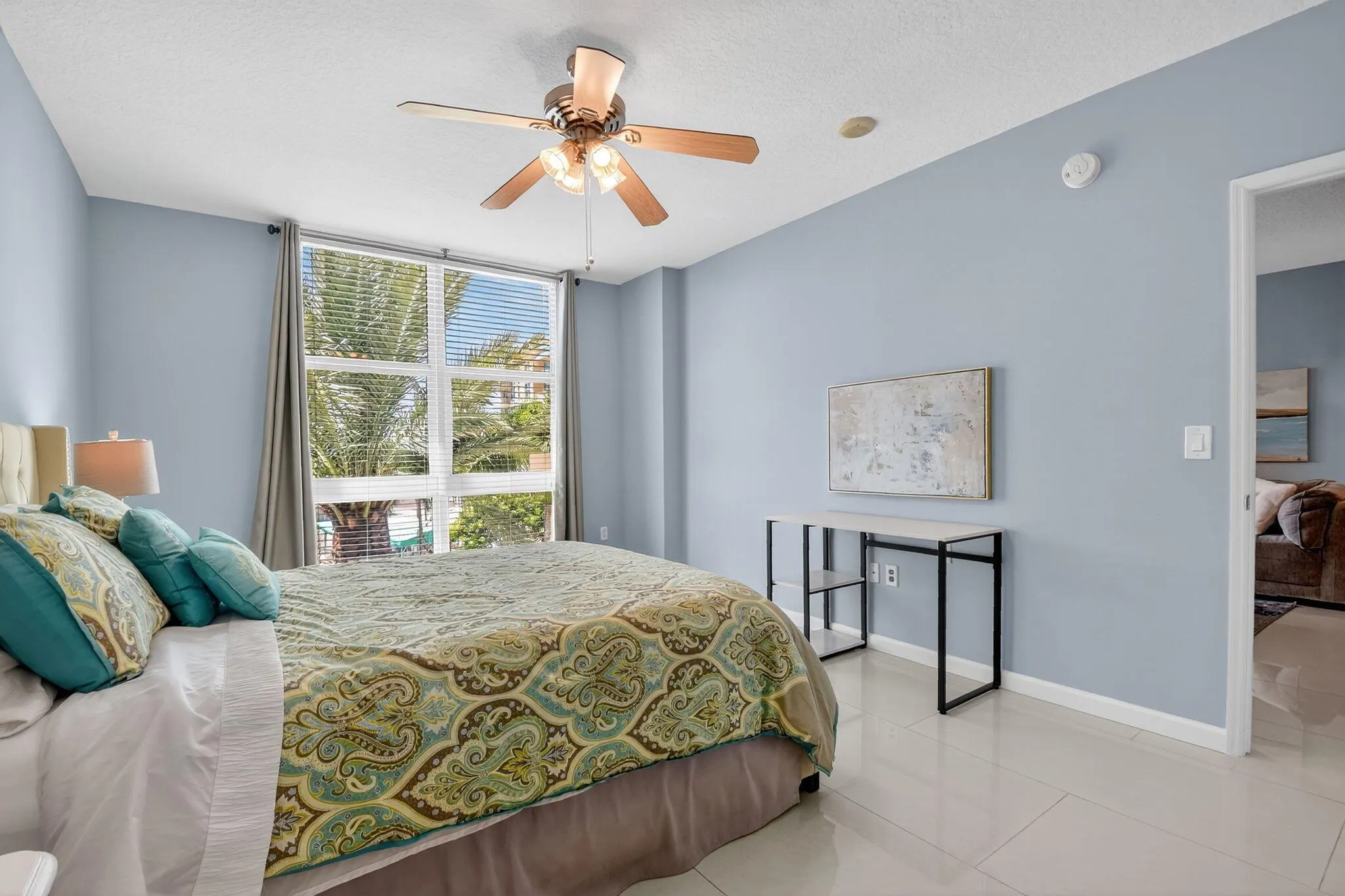 625 Casa Loma Boulevard, #306