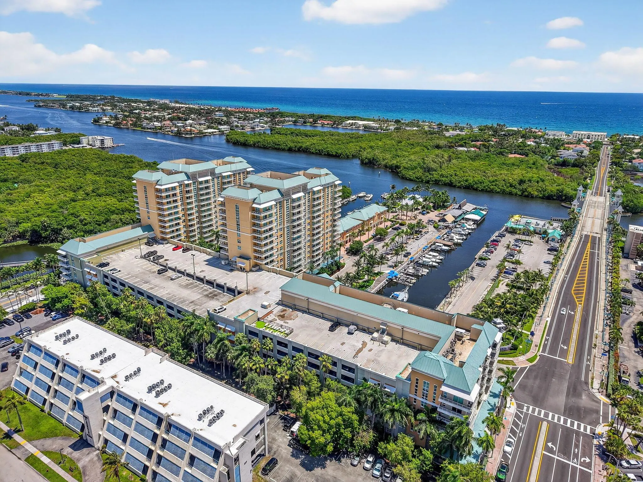 625 Casa Loma Boulevard, #306